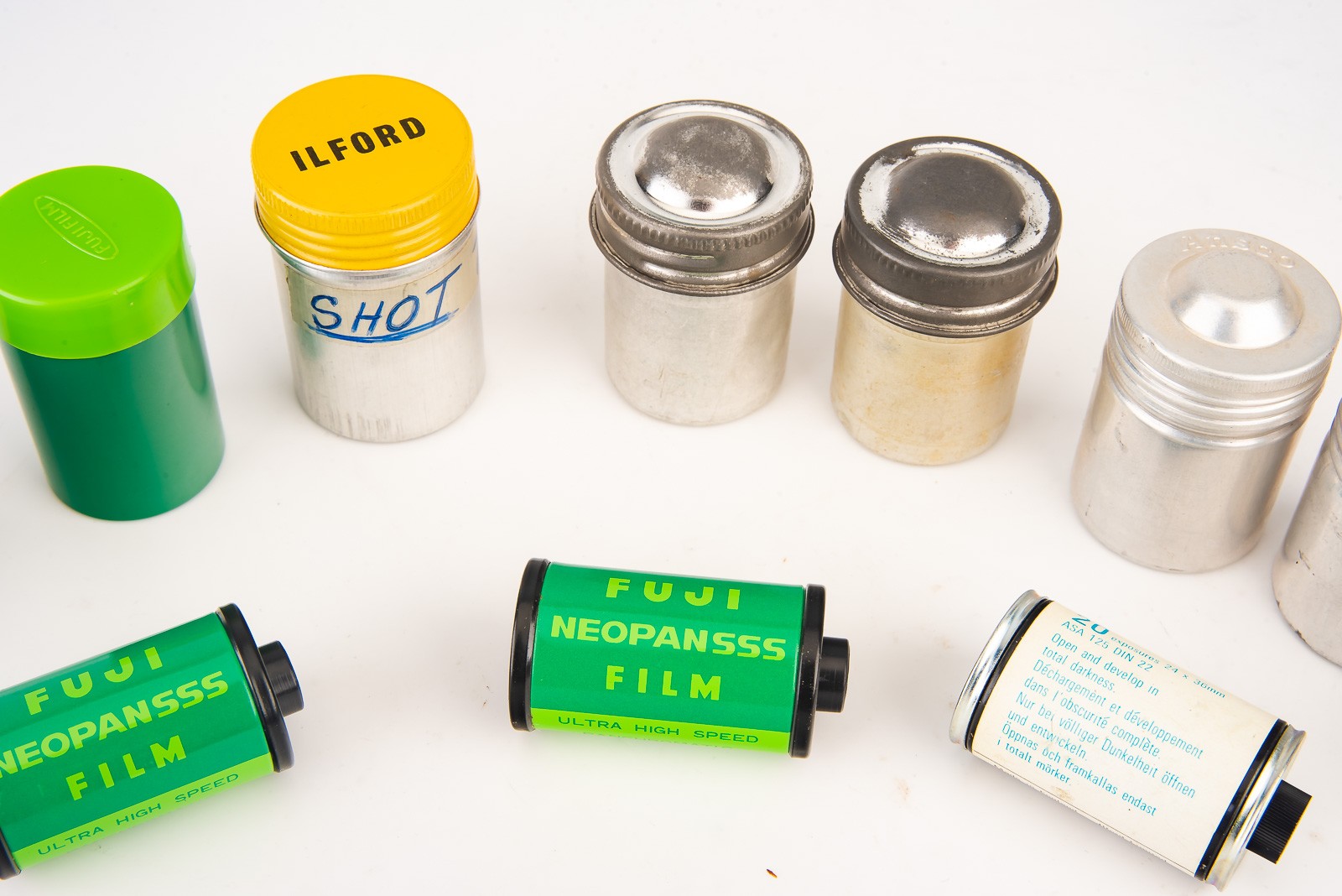 Ilford Ansco Fujifilm 35mm Roll Film Antique Metal & Plastic Holders V22