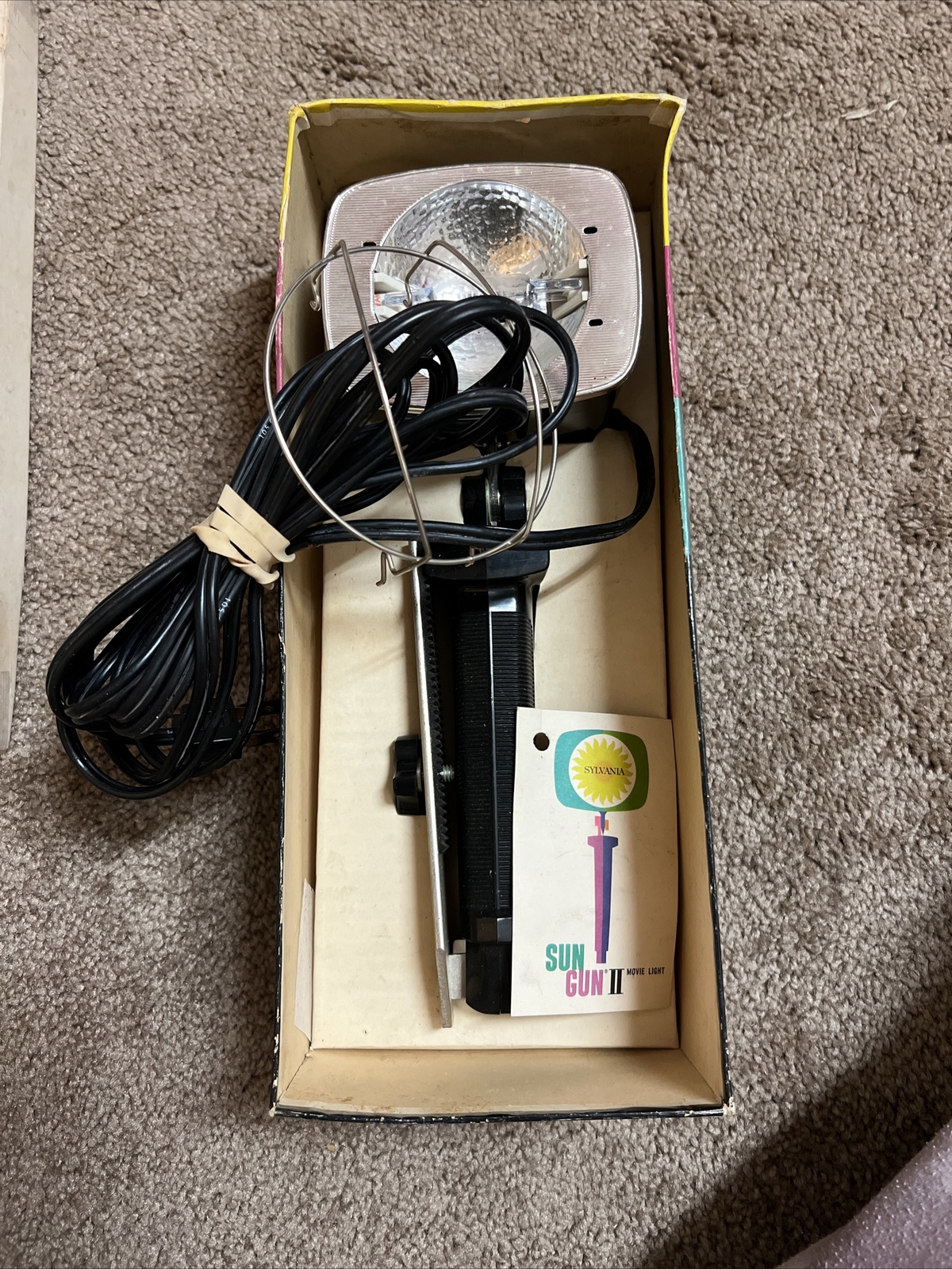 Sun Gun 2 Sylvania movie light Model SG-55 In box with manual