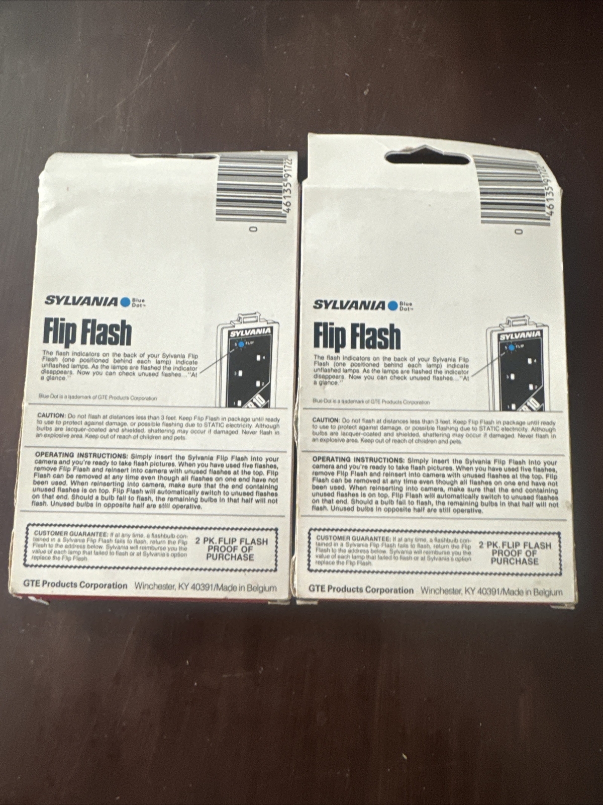 Lot of 2 Sylvania FlipFlash Super 10 Two Pack Blue Dot Flashbulbs Flashbar
