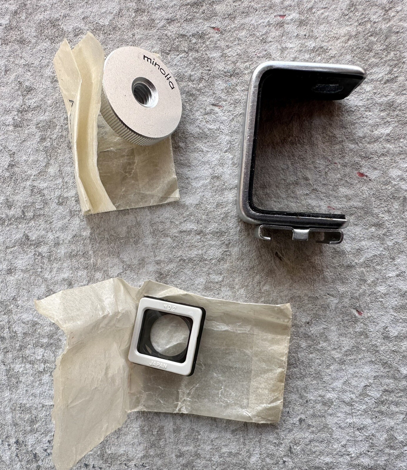 Genuine Minolta Accessory Tripod Shoe Clamp for Minolta 16 P, EE & EE II +Box