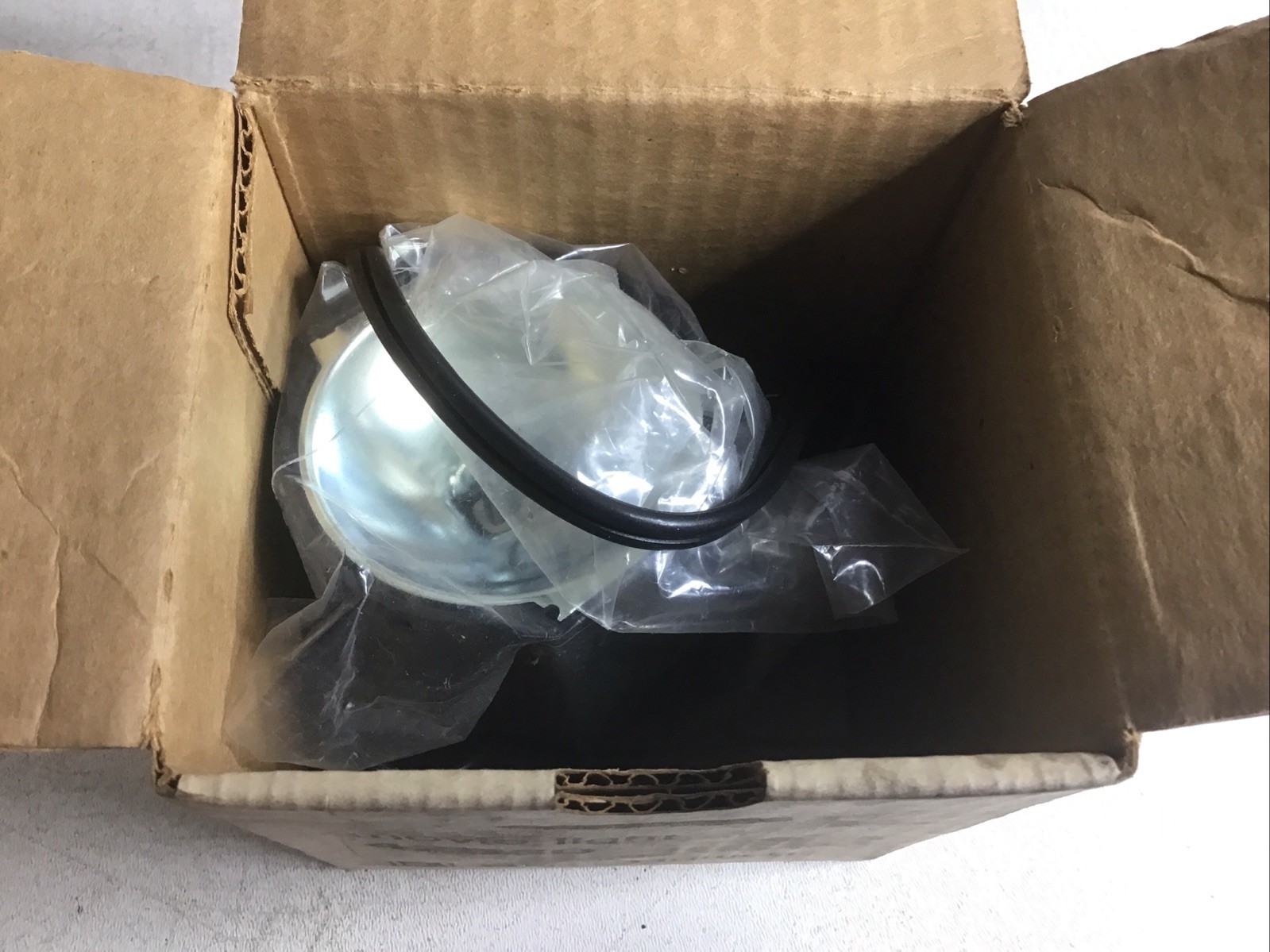 Vintage Bell and Howell Movie Light 42550 Retro Attached To Old Equipment Corded