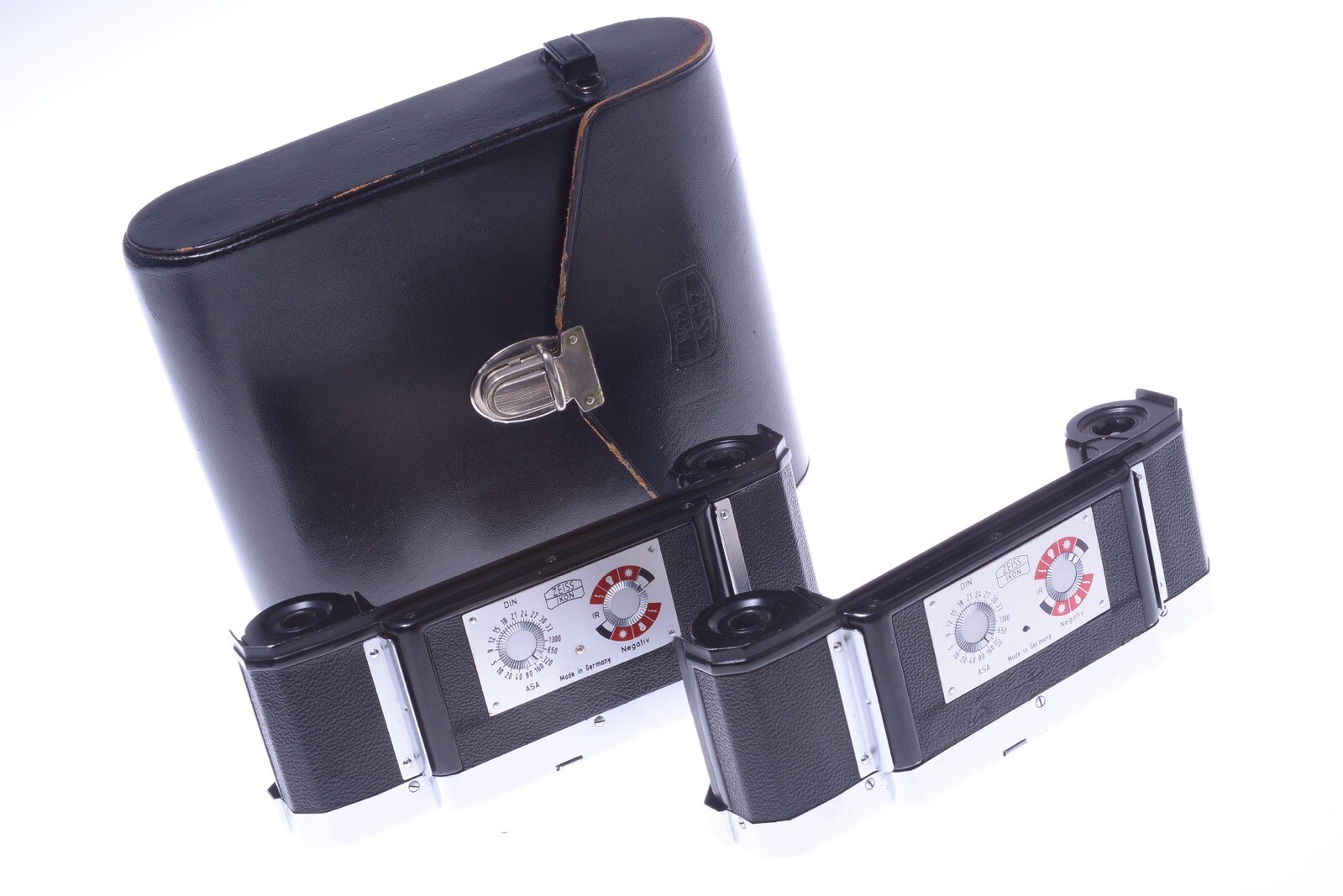 ✅ 2 ZEISS CONTAREX 35MM FILM BACK CHROME INTERCHANGEABLE MAGAZINES CASSETTE