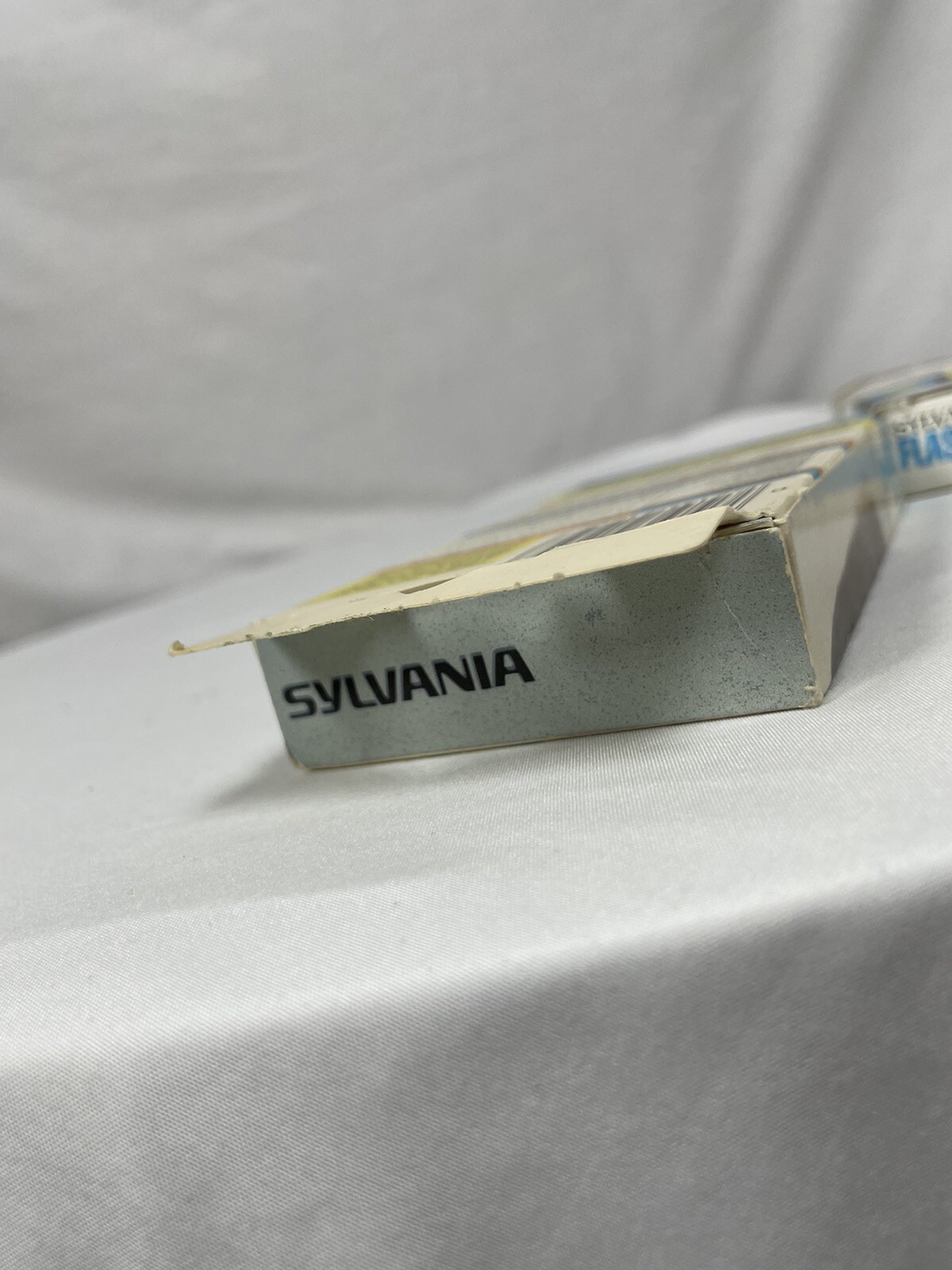 Sylvania Vintage Blue Dot Flash Bulbs M3B And M2b