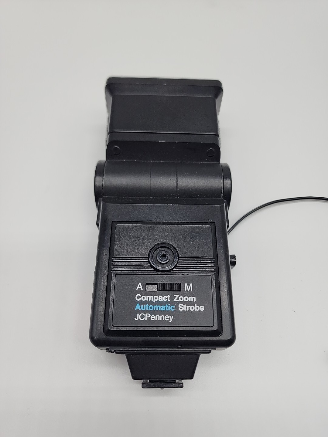 JCPenney Compact Zoom Automatic Strobe Flash Tilt Head “Parts Only”