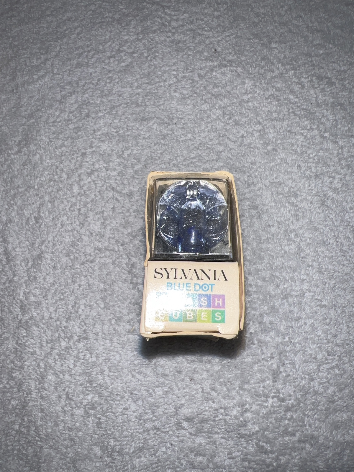 Vintage NIOP Sylvania Blue Dot Flashcubes, 3 Flashcubes 12 Flashes Total