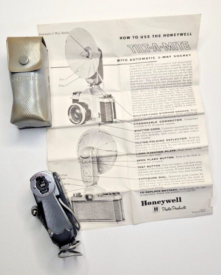 Vtg Honeywell Photo Products TILT-A-MITE Camera Flash Fan Fold Reflector w/ Case