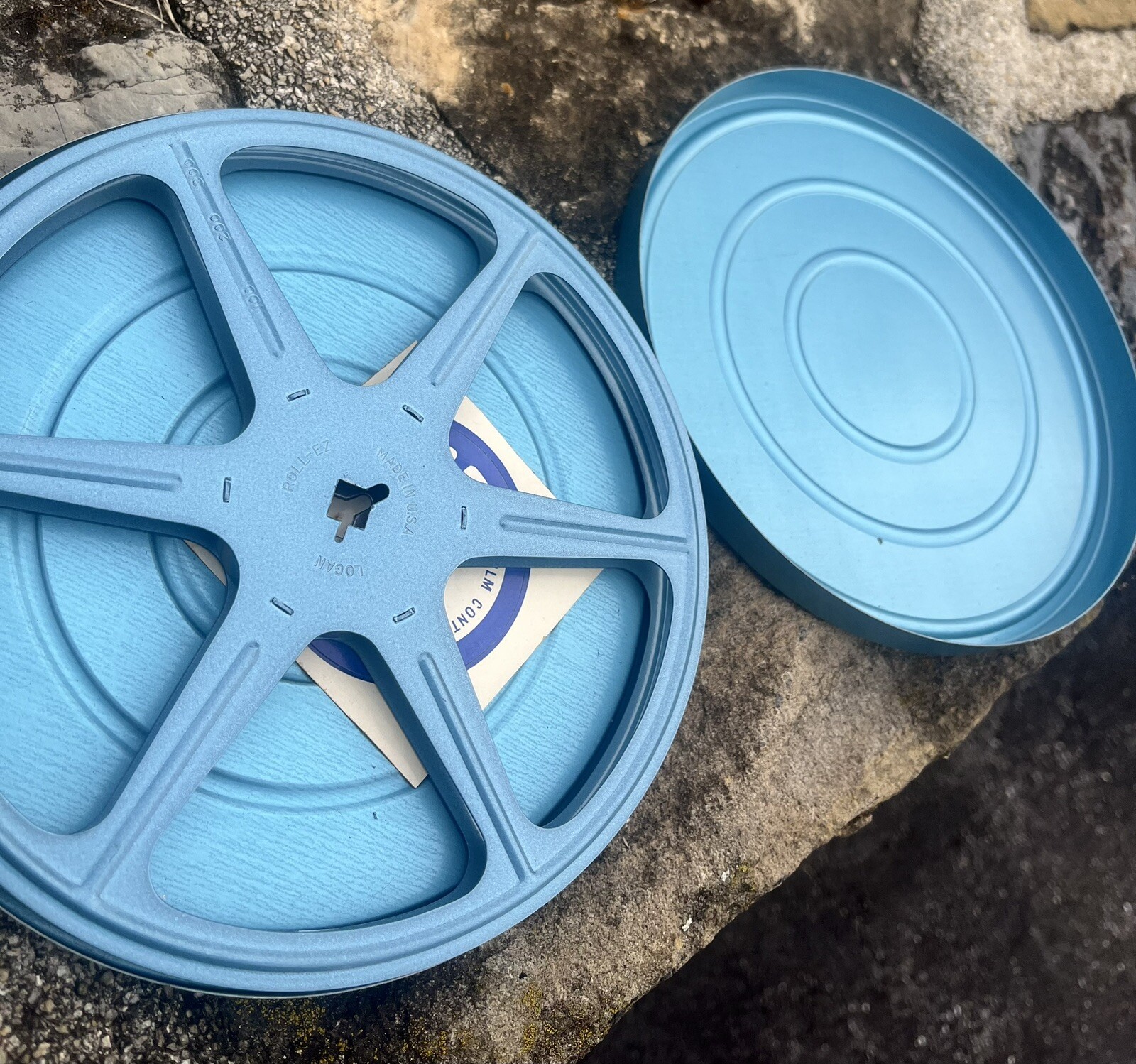 Vintage 8mm Film Reels Case Logan Roll-EZ 4 Reels in Metal Case Blue