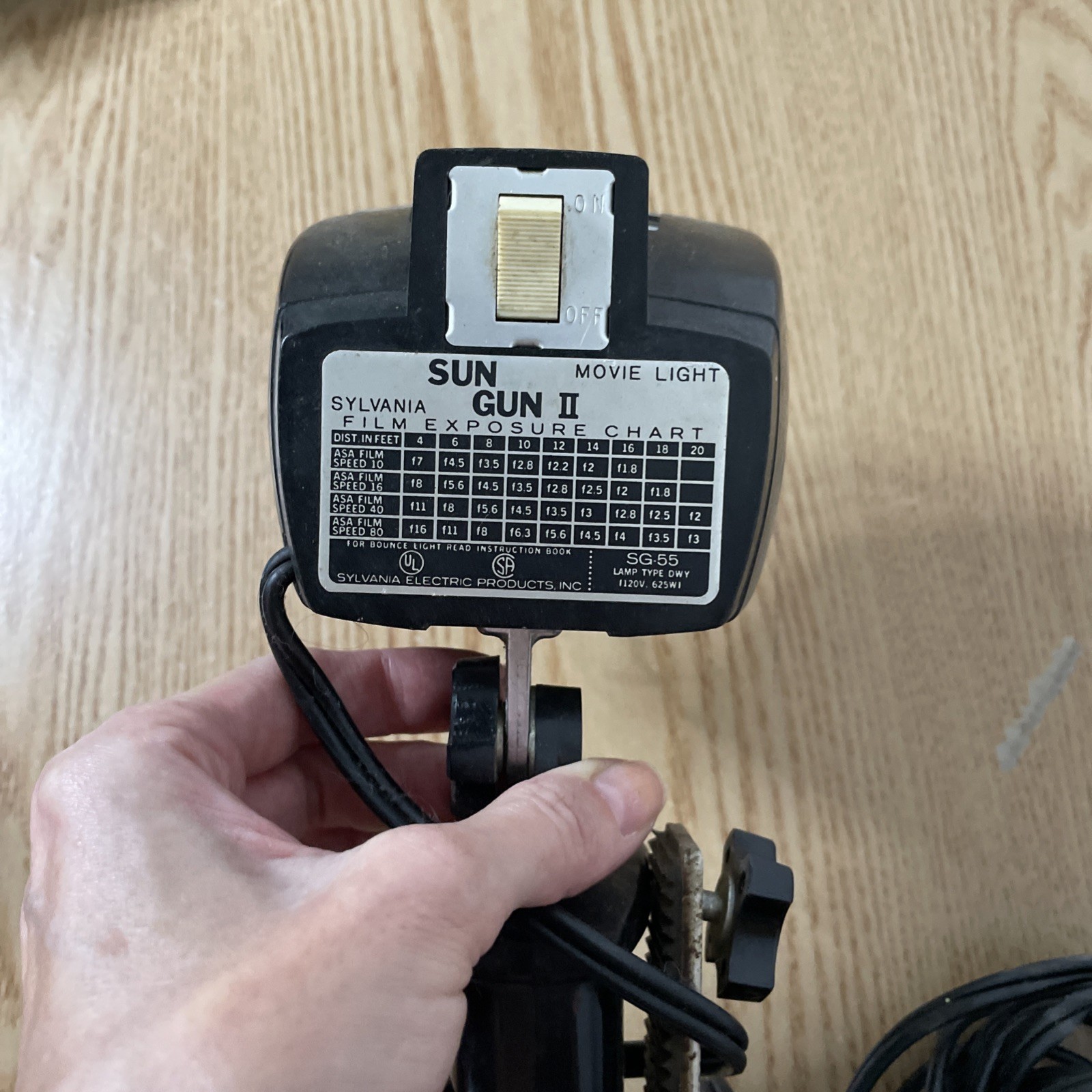 Vintage Sylvania Electric Sun Gun ll Movie Light SG-55 Film Exposure Chart