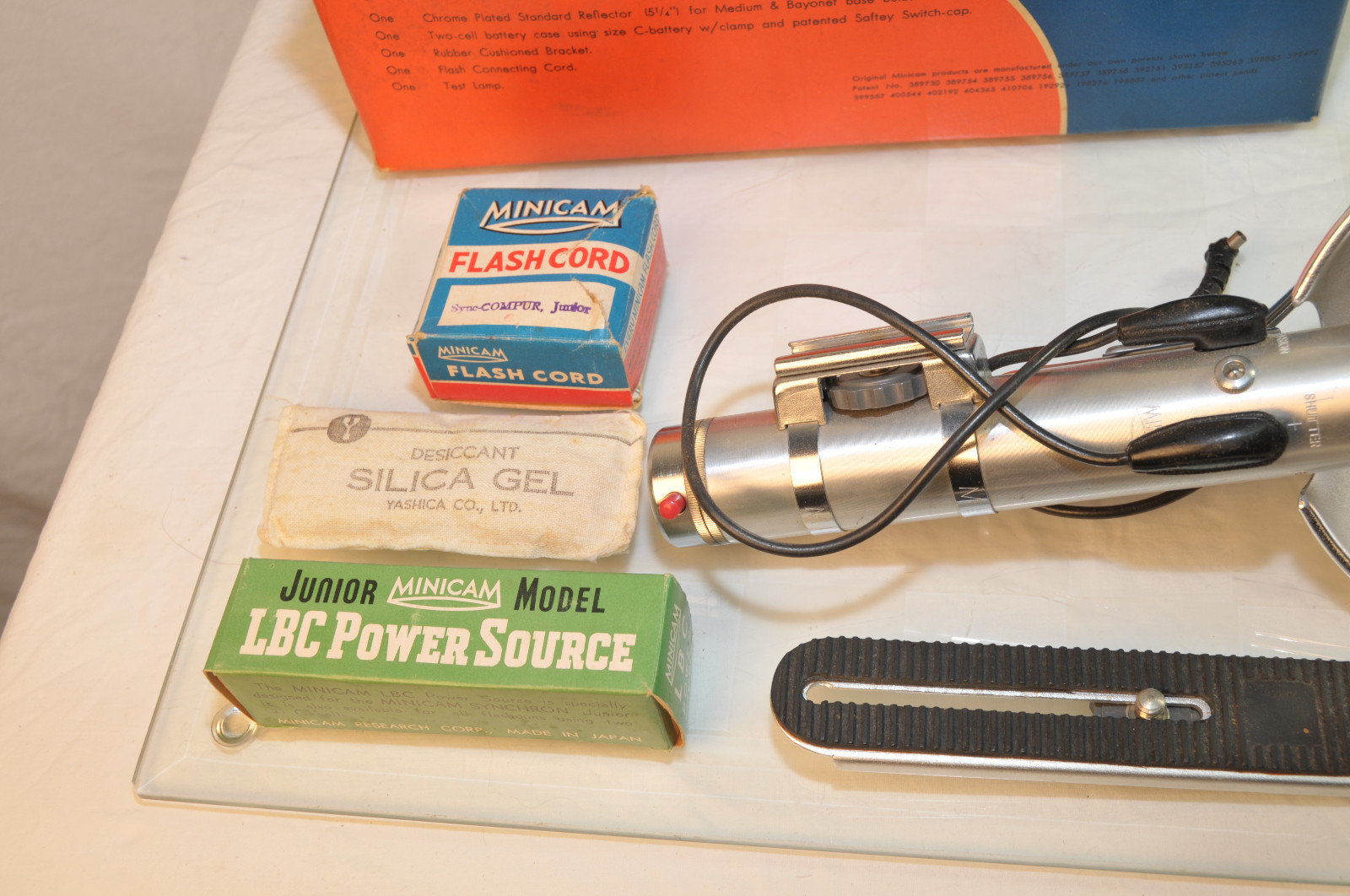 Vintage MINICAM SYNCHRON Flash Equipment with Original Box from 1950s Japan