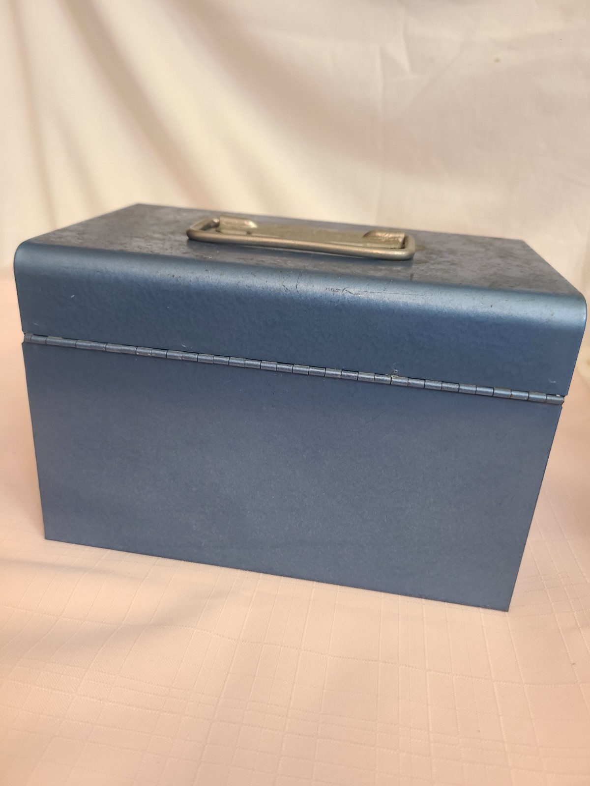 Metal 8mm Film Reel Storage Case with 6 Empty Reels