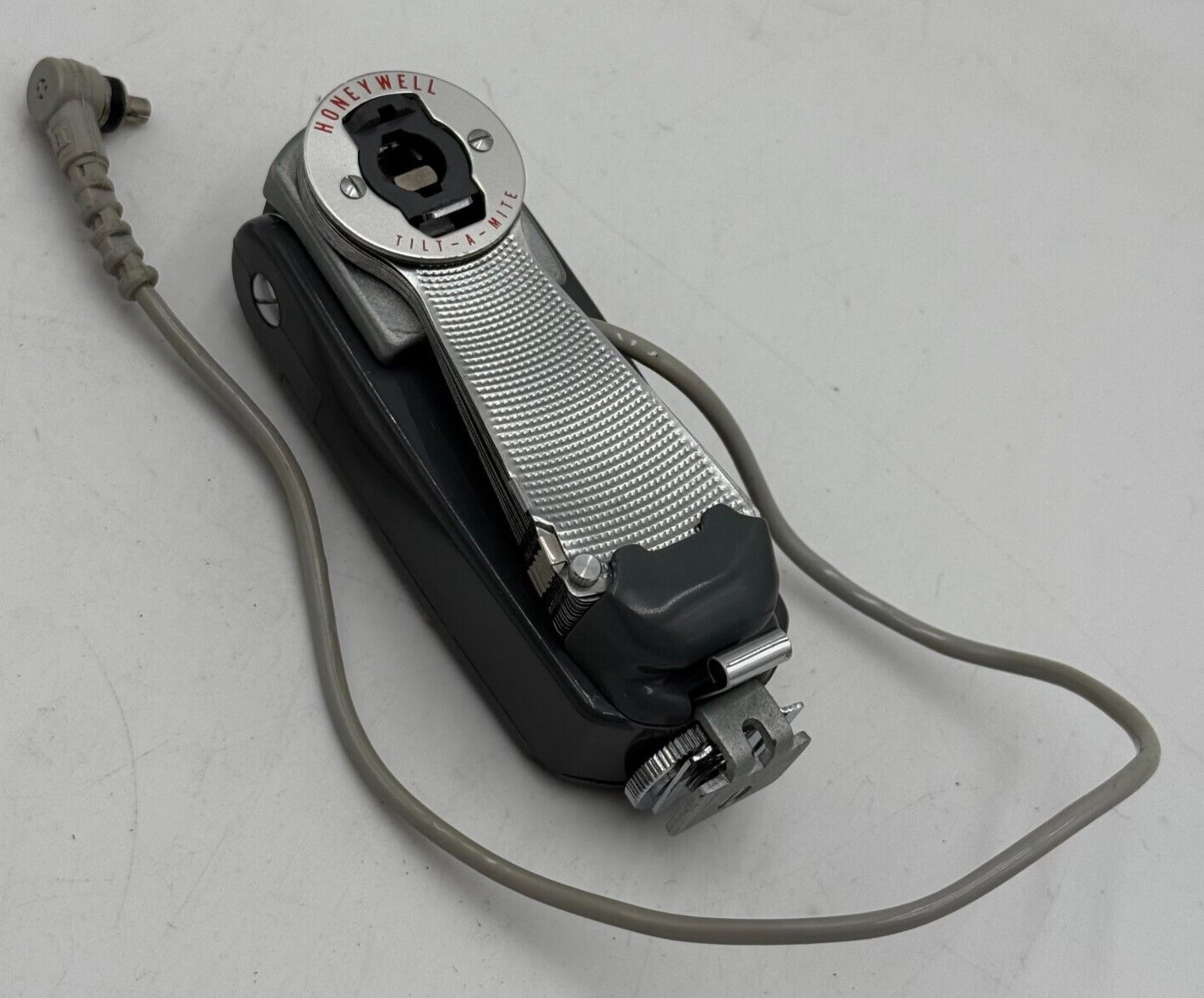 Honeywell Tilt-A-Mite Flash Unit Collapsible Fan Style Vintage Camera