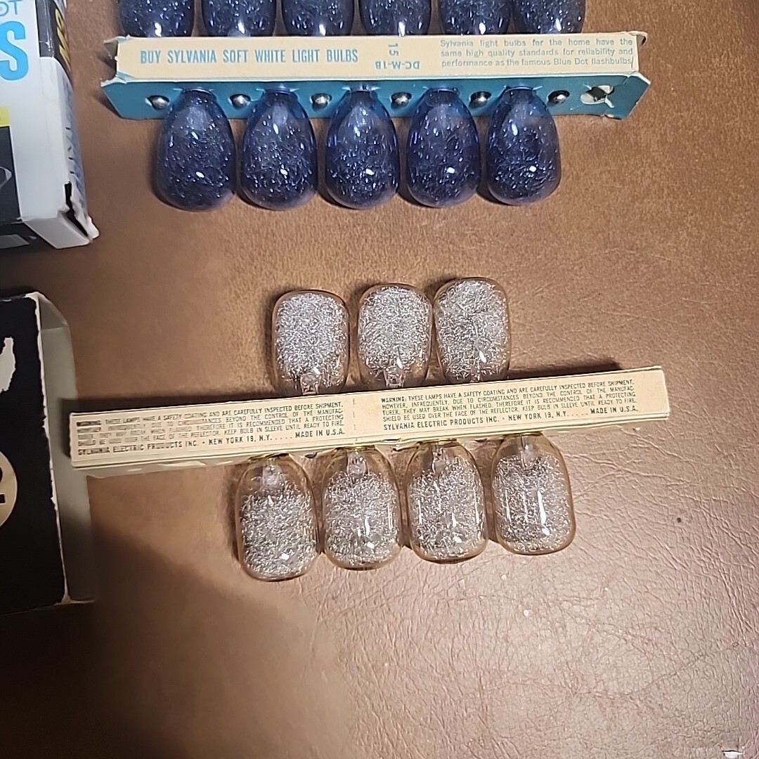 Vintage Sylvania Blue Dot Flashbulbs – M3 – M3B – M2