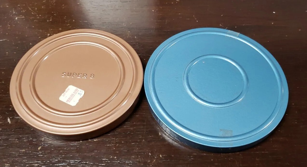 Lot of 2 Vintage 5.25″ Super 8 & 6″ Compco Metal 8mm Film Reels w Canisters