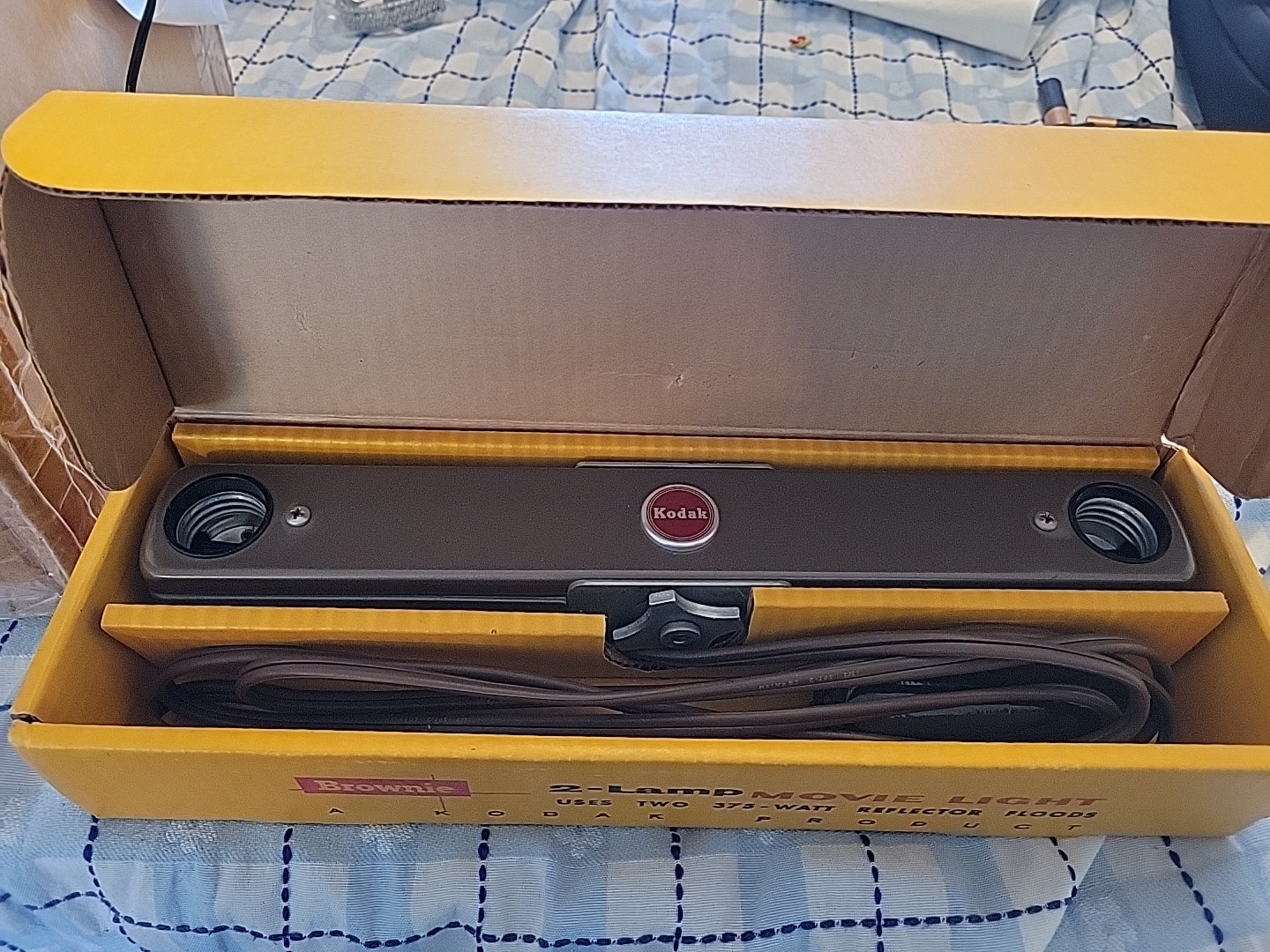 Vintage Bell & Howell 2 Lamp Movie Light Bar w Handle – Tested – #28801