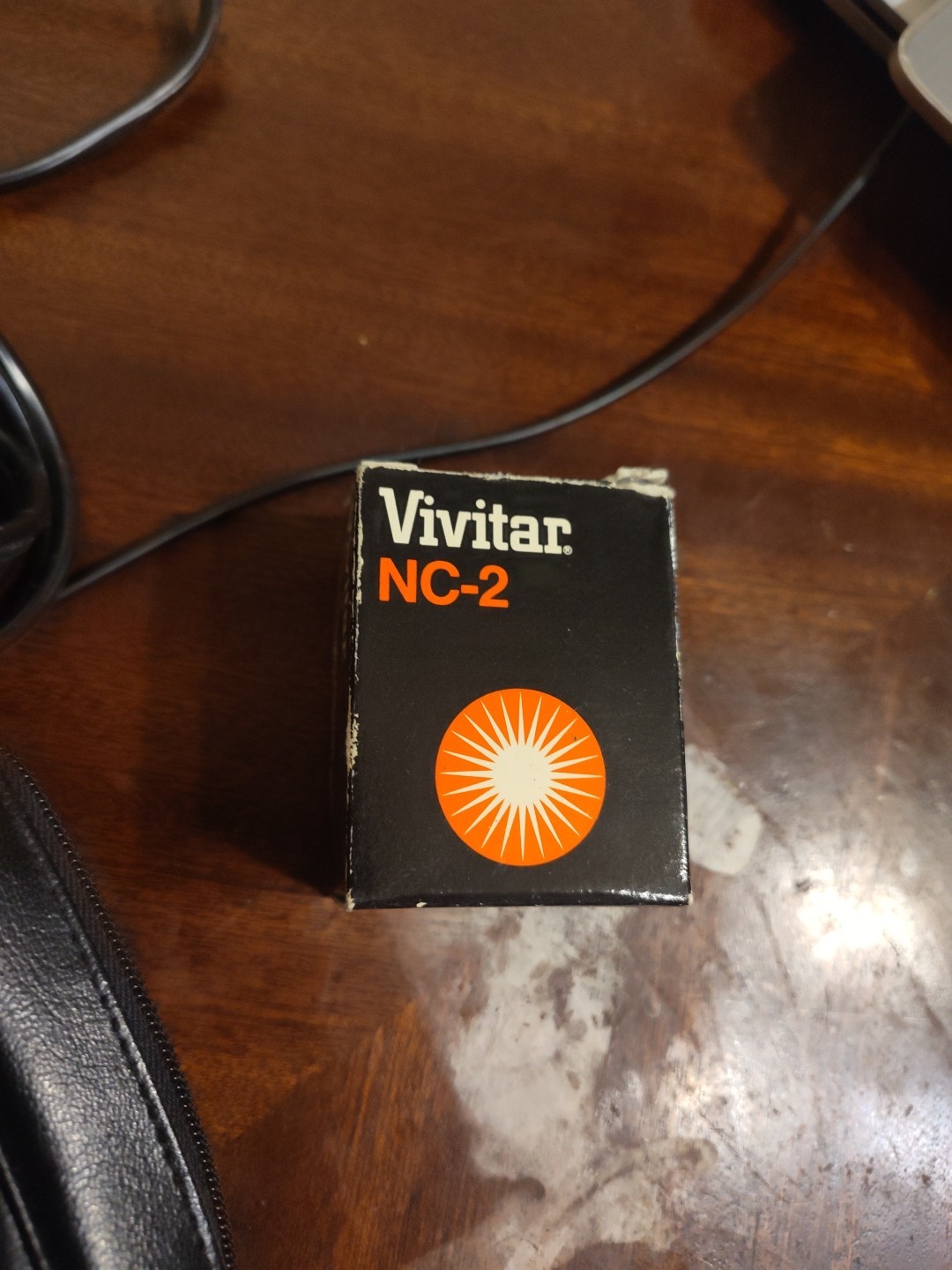 Vivitar Auto Thyristor 292 Camera Flash/ MV-3 Charger Converter/ Vivitar NC-2