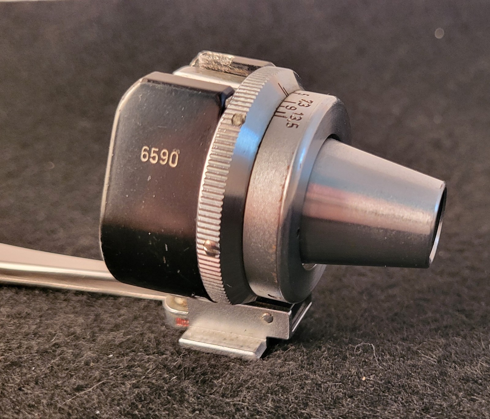 E.LEITZ WETZLAR BLACK UNIVERSAL VIEW FINDER FIT LEICA RANGEFINDER # 6590