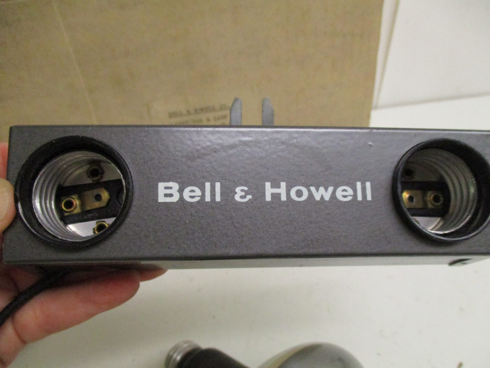Vintage Bell & Howell Light Bar and Flood Lamp No. 014044 WORKING in orig. box