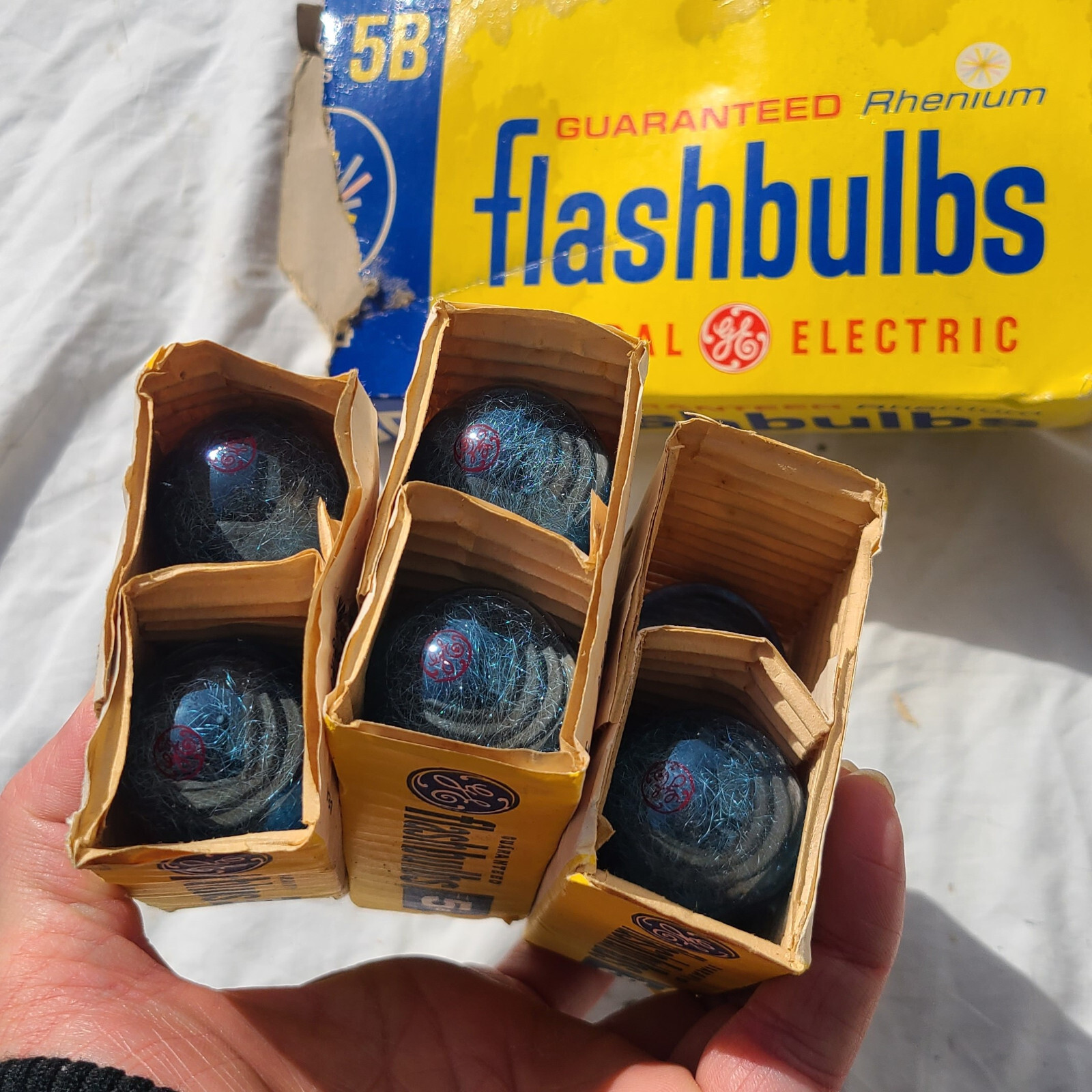 GE General Electric Rhenium # 5B Flash Bulbs Pack of 11 Blue Bulbs Vintage