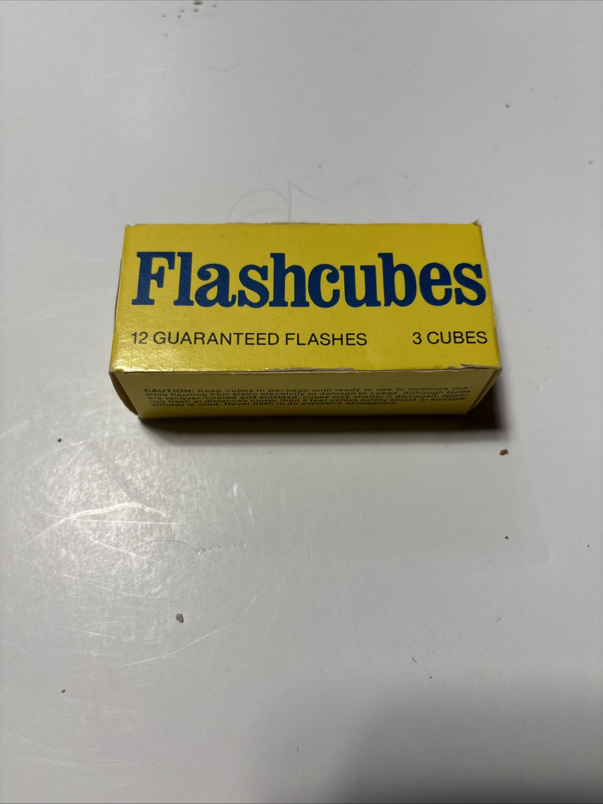 General Electric Vintage Box of Flashcubes 3 Cubes 12 Flashes, W/ Free Shipping