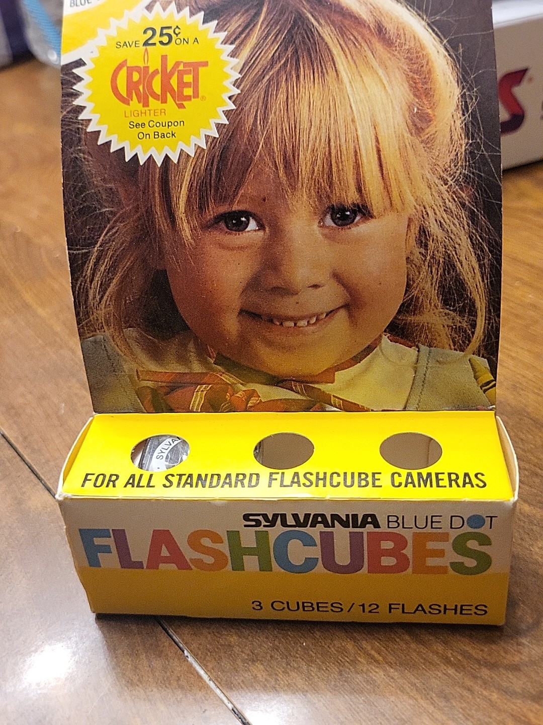 4 Flashcubes Nos Original Packaging