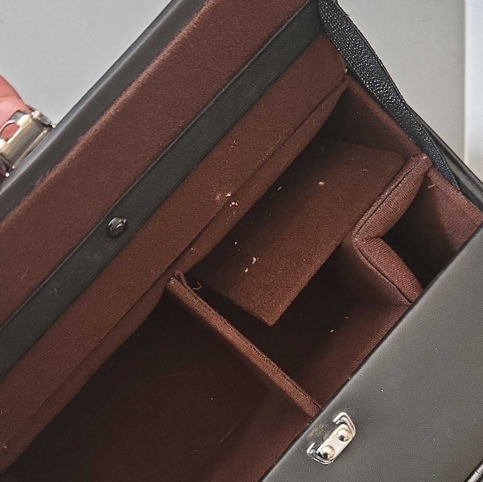 Vintage Minolta XG-M Black Hard Leather Camera Case Tiered Compartment Box Strap