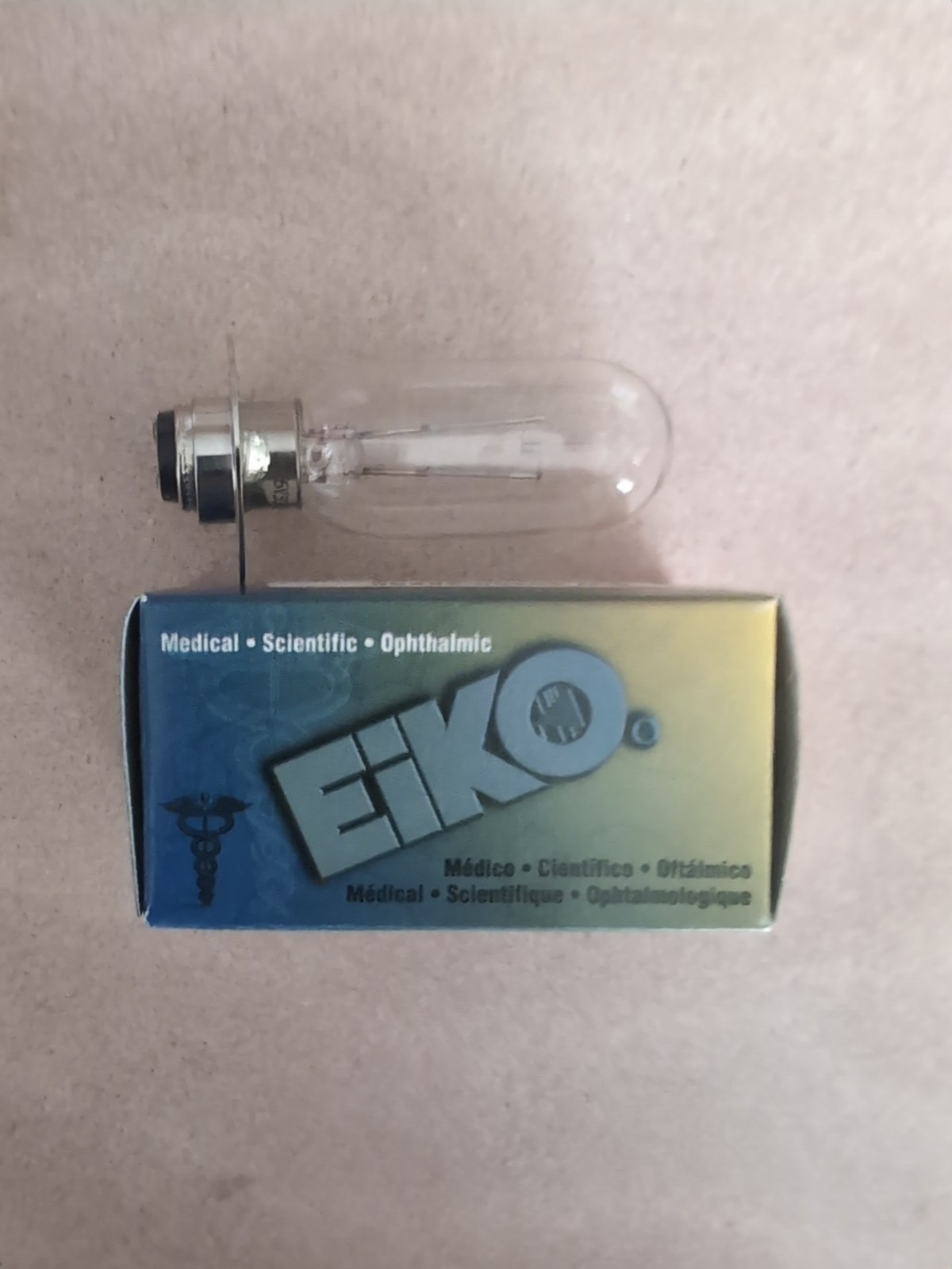 Eiko 41366 Lamp Bulb Projector Bulb 33W 6V Prefocused Flange Base Japan