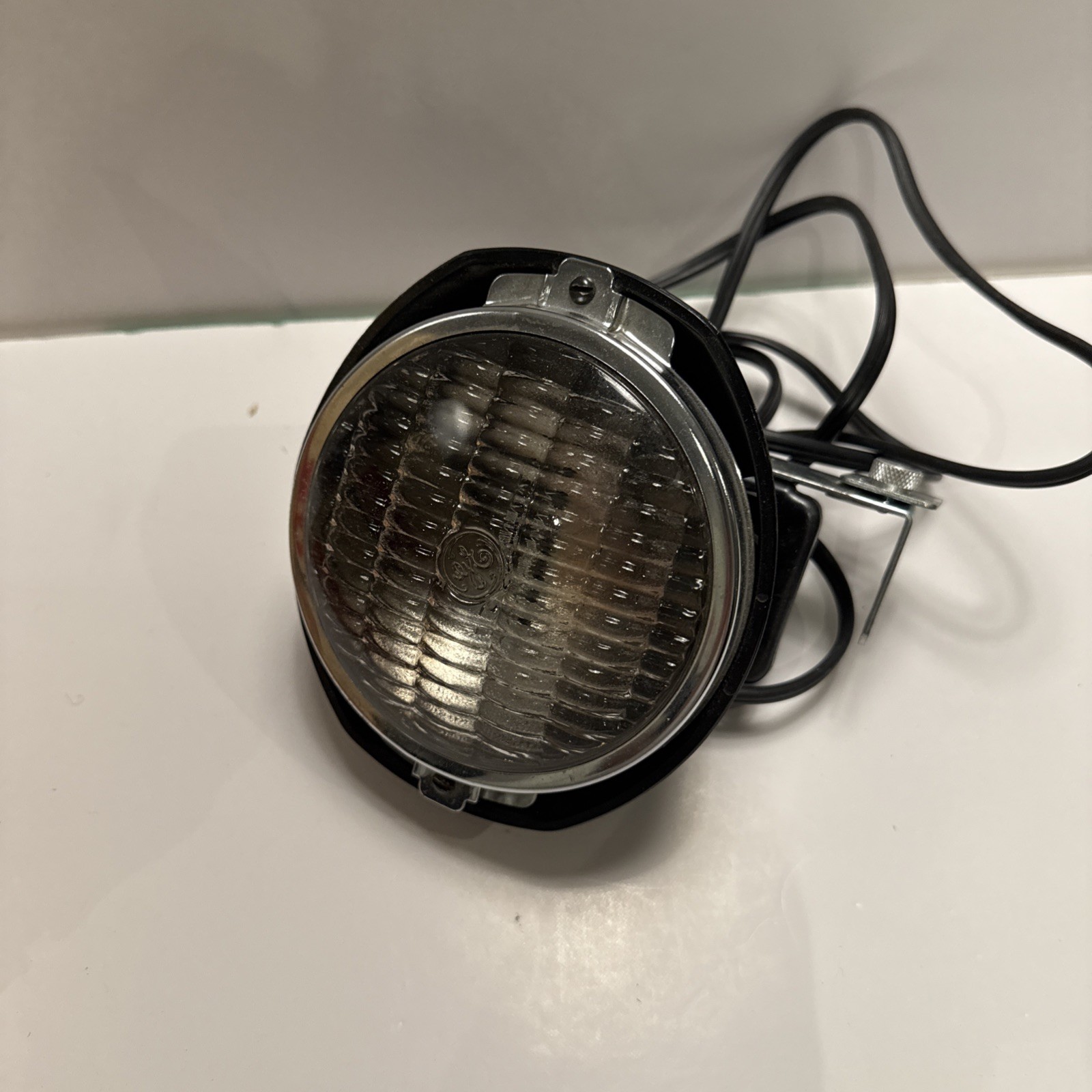 Vintage Topmount Cameralite 91 Acme Lite Movie Camera Light For Super 8 – Works