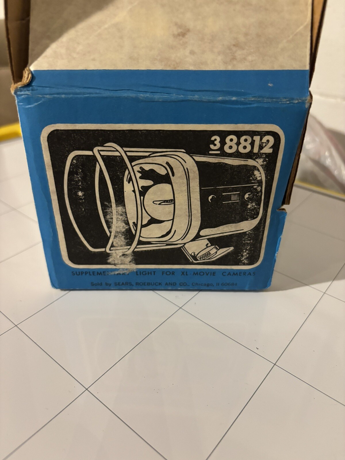 Vintage In The Box XL movie Light. Comes With Instructions Book. Sears
