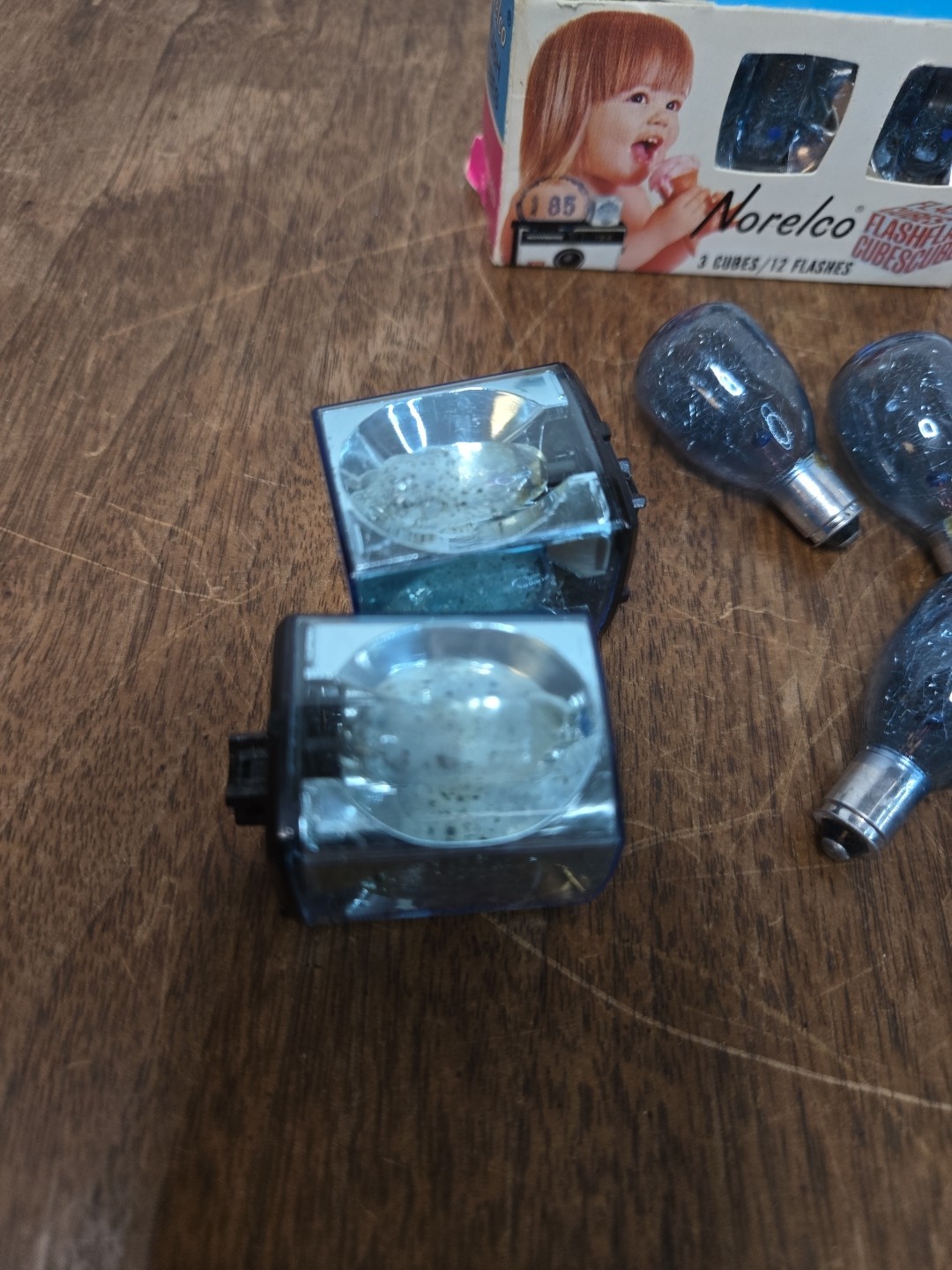 Norelco Flashbulbs Lot, Vintage Camera
