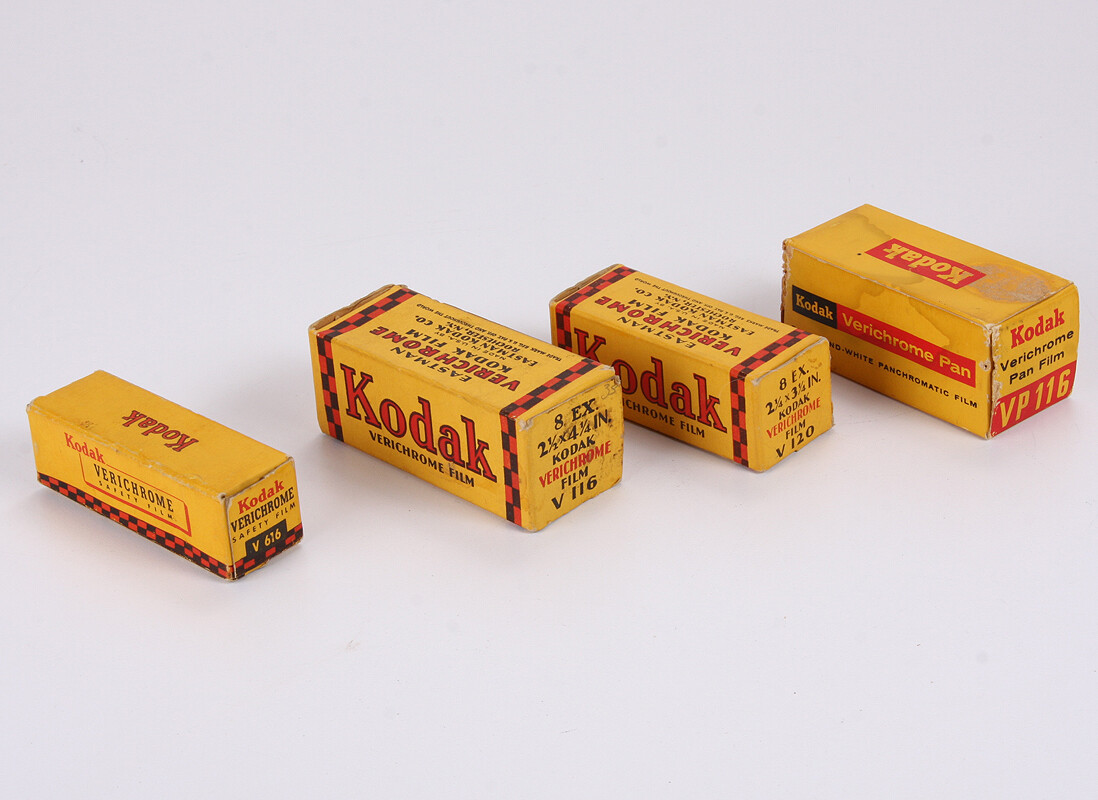 KODAK FOUR EMPTY FILM BOXES, FOR DISPLAY/cks/216020