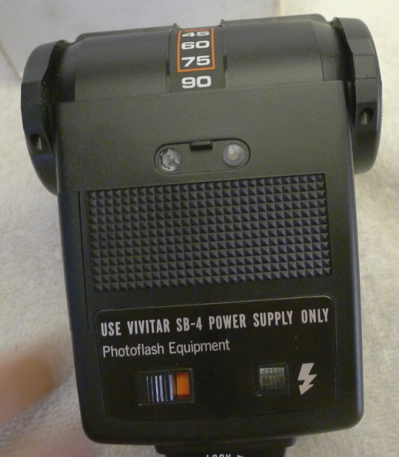 Vivitar 283 Auto Thyristor Electronic Shoe Mount Directional Flash – TESTED B