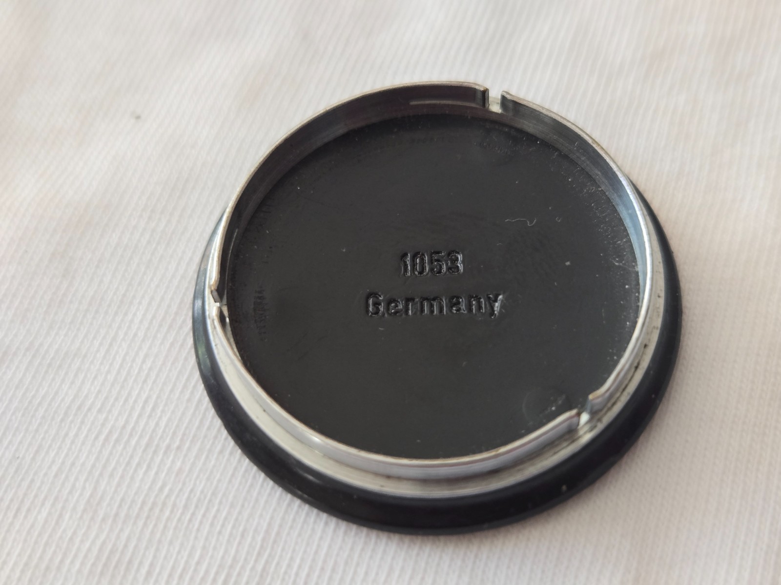 Original Zeiss Ikon Push On Lens Cap (1053) 28.5mm A28.5 in Excellent Condition