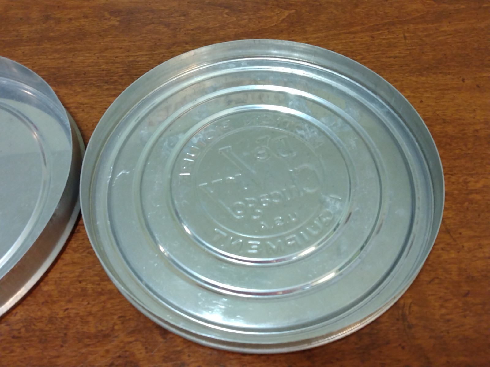 Vintage DeVry Metal Motion Picture Film Reel & Case Chicago USA