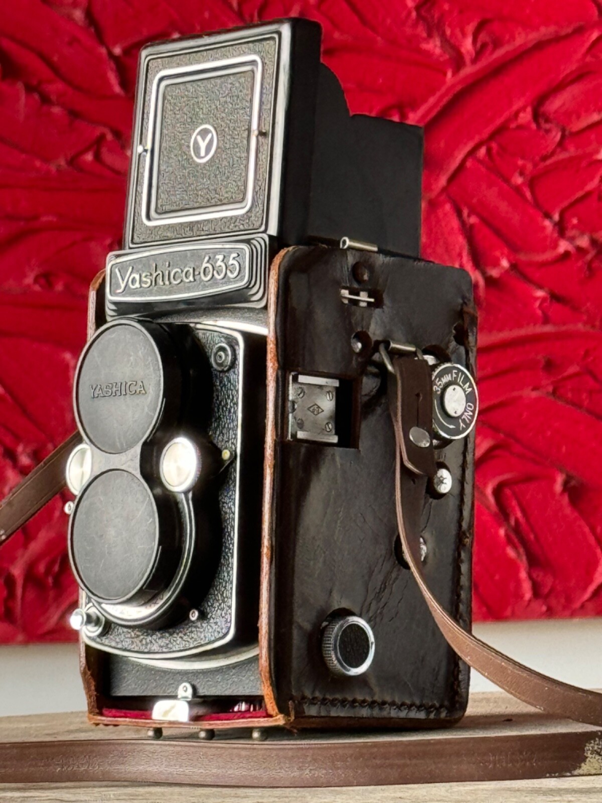 Yashica 635 TLR Camera 120 35mm Converter Yashinon 1:3.5 F=80mm