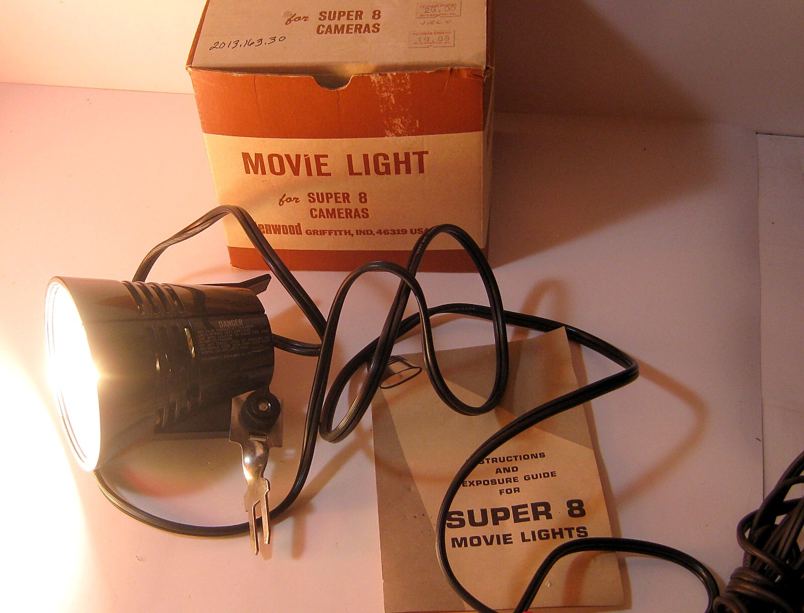Vintage Glenwood Super 8 Movie Light Model # G650