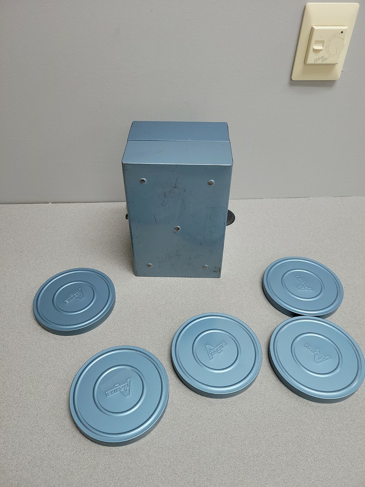 5 Film Metal Cases & Reels in Portable Holder Box Blue