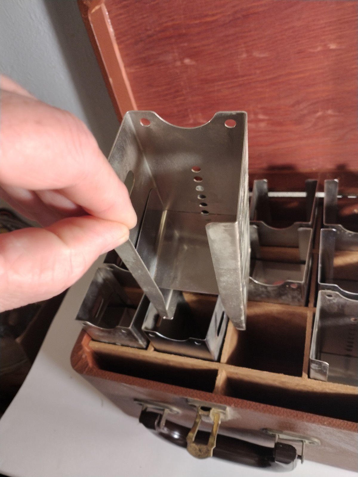 VINTAGE WOODEN CASE STORAGE CHEST FOR PROJECTOR SLIDES WITH SLIDE HOLDERS INSIDE