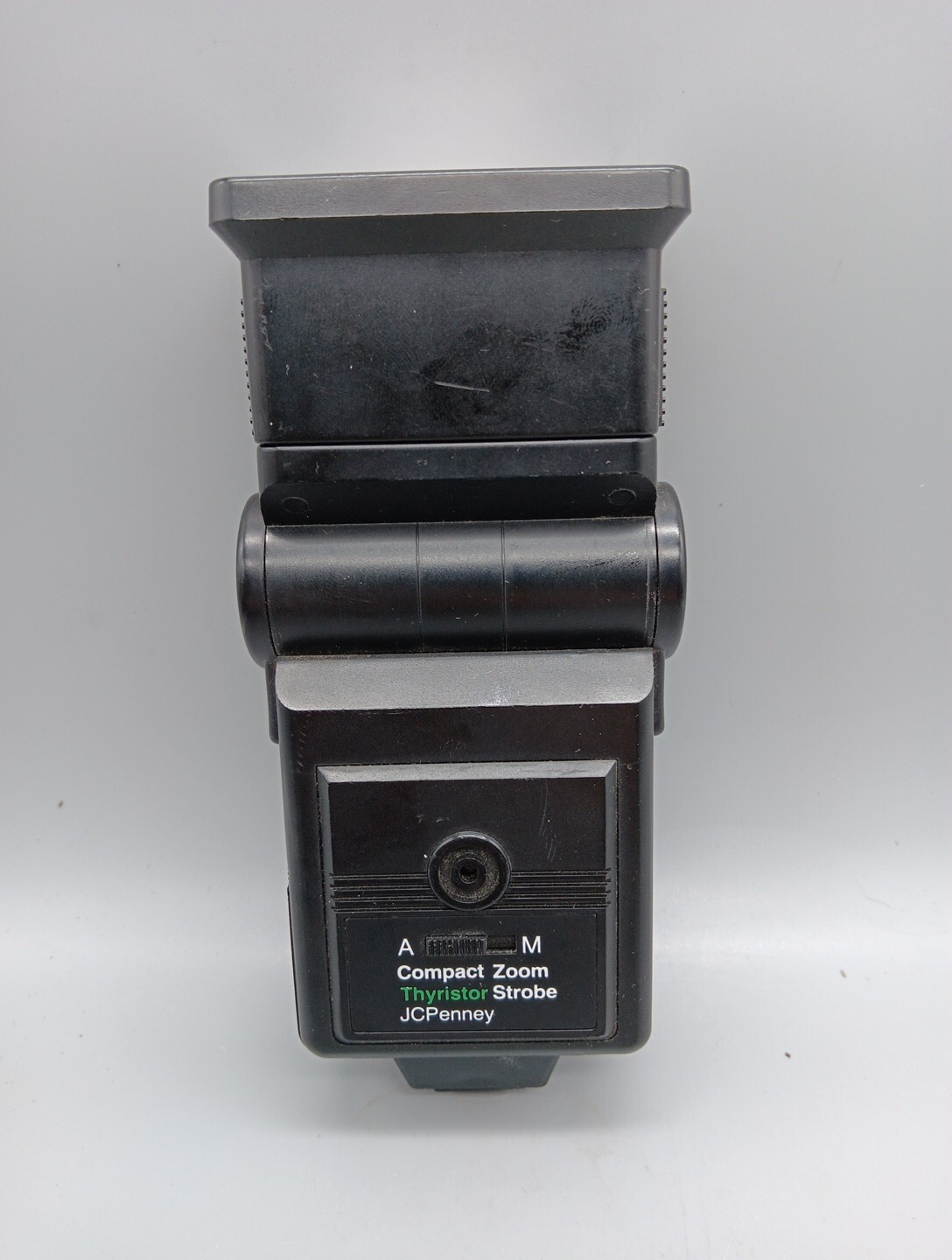 JCPenney Compact Zoom Thyristor Strobe FLASH Tilt Head