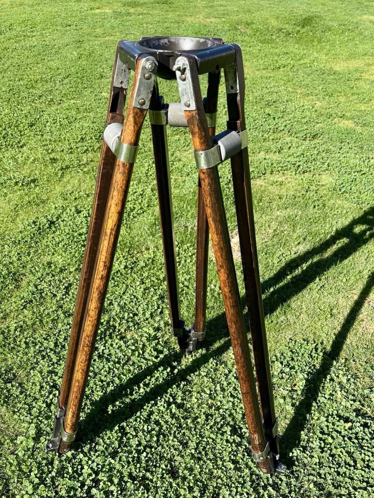 Vintage Birns & Sawyer Hollywood VGM-200 Motion Picture Camera Long Leg Tripod ￼