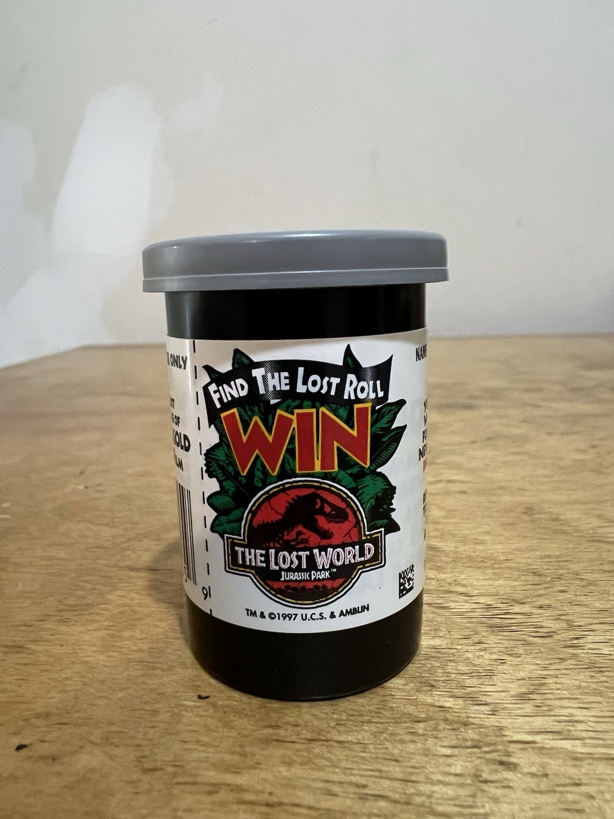 Kodak Jurassic Park PROMO 1997 “Find The Lost Roll” 35 MM Film Canister w/ Film