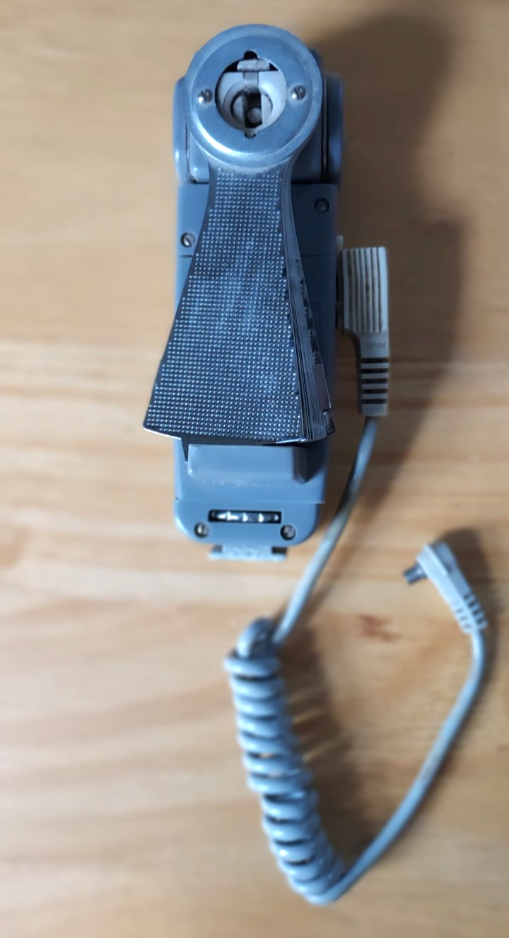 Vintage Accura Bouncemaster Camera Fan Flash with Cord, AS IS
