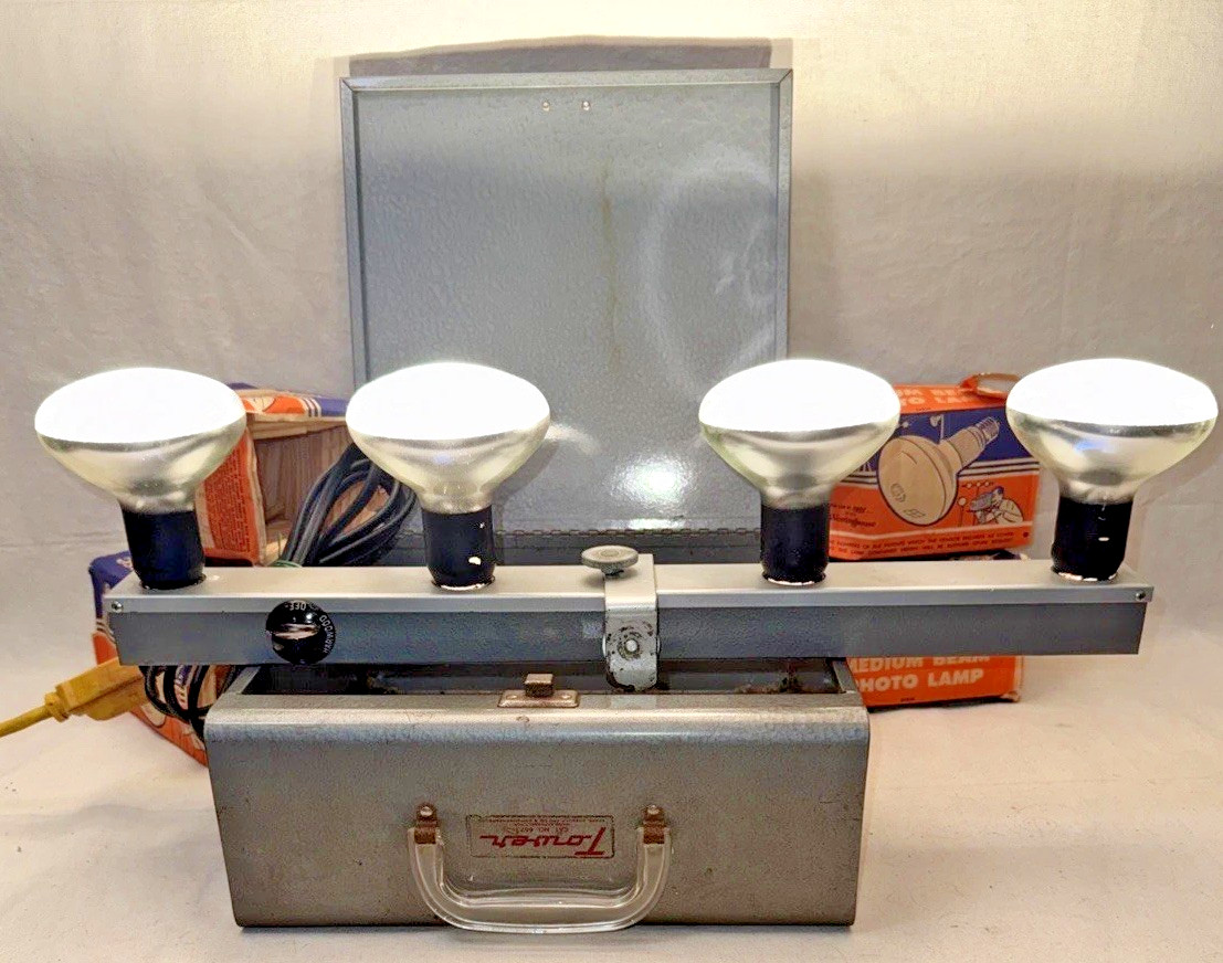 Vintage Tower Sears Roebuck Movie Light Bar Model 6673 Photo Lamp Kit