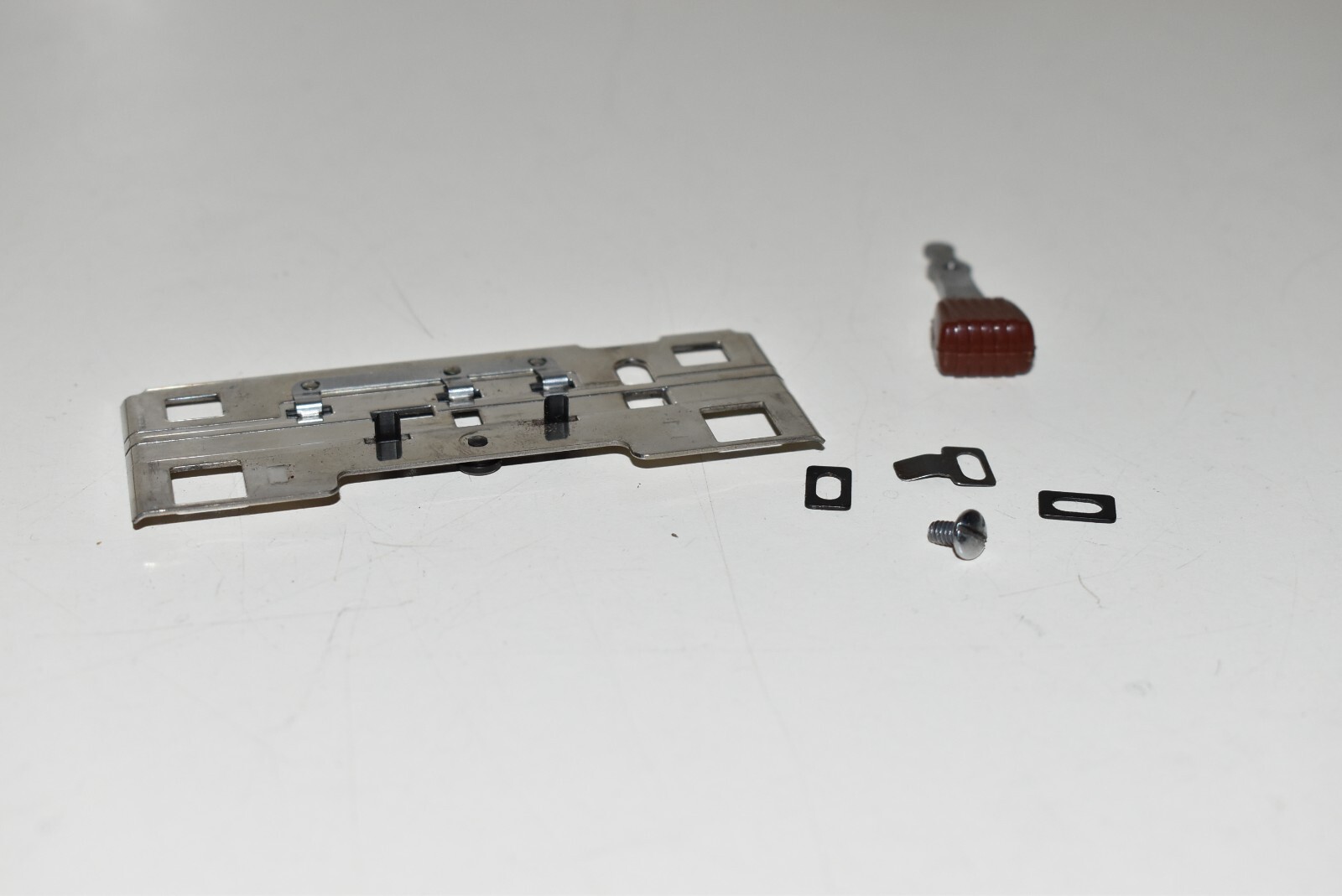 Ampro Futurist 8 Parts: Parts in back of lens and Knob