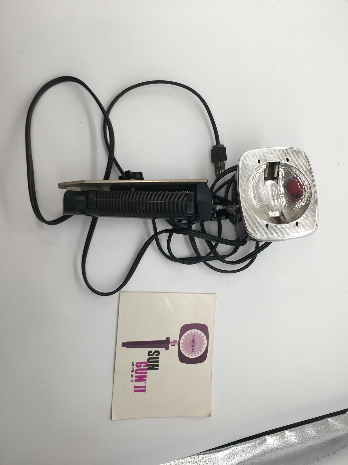 Sylvania Sun Gun II Movie Light w/instruction booklet