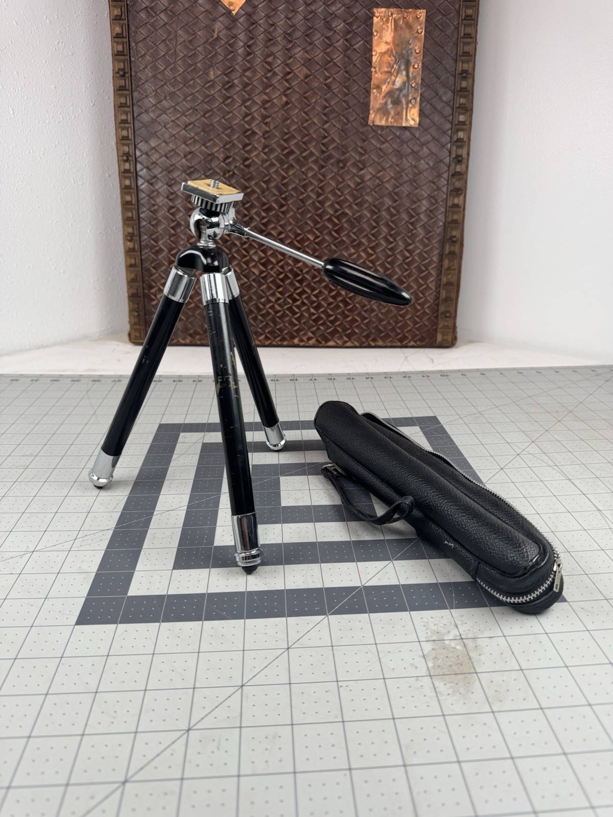 Vintage Minette Japan Telescoping Camera Tripod With Case 9”-45”