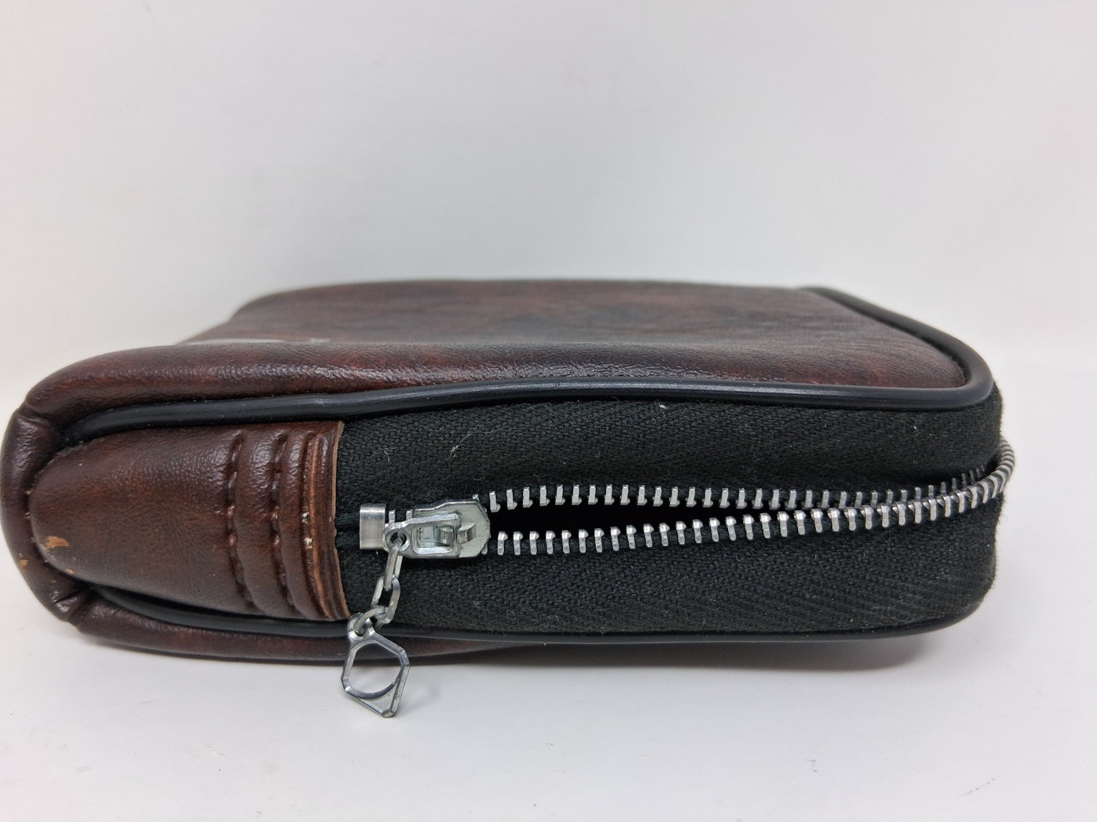 KODAK 1970’s Smile Saver Camera case vintage
