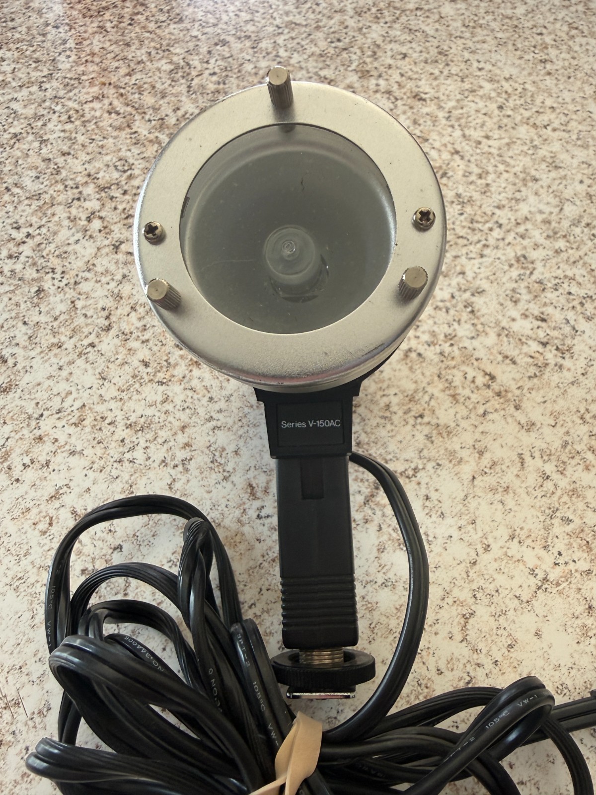 HARWOOD PLUS POWER V-150AC VIDEO CAMERA LIGHT – Needs New Bulb
