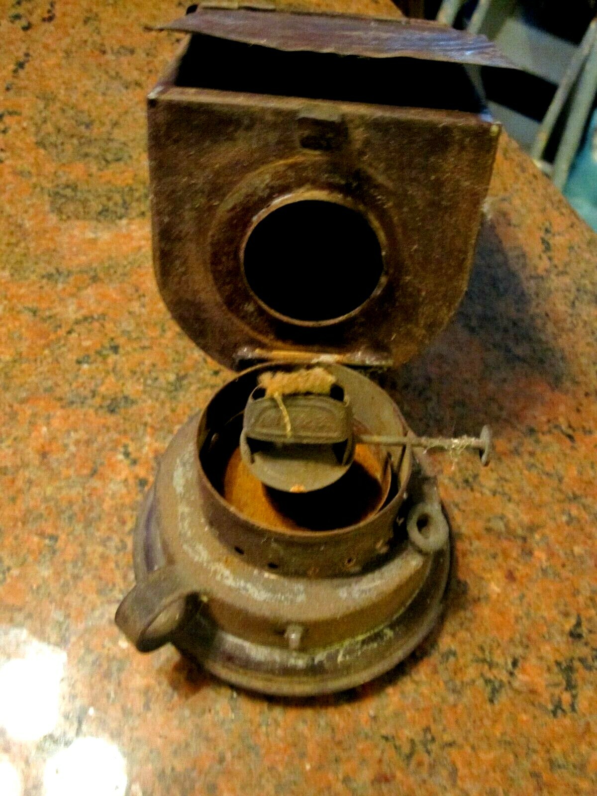 ANTIQUE W. V&B KEROSENE LANTERN 1800s PHOTOGRAPHY DARK ROOM LIGHT