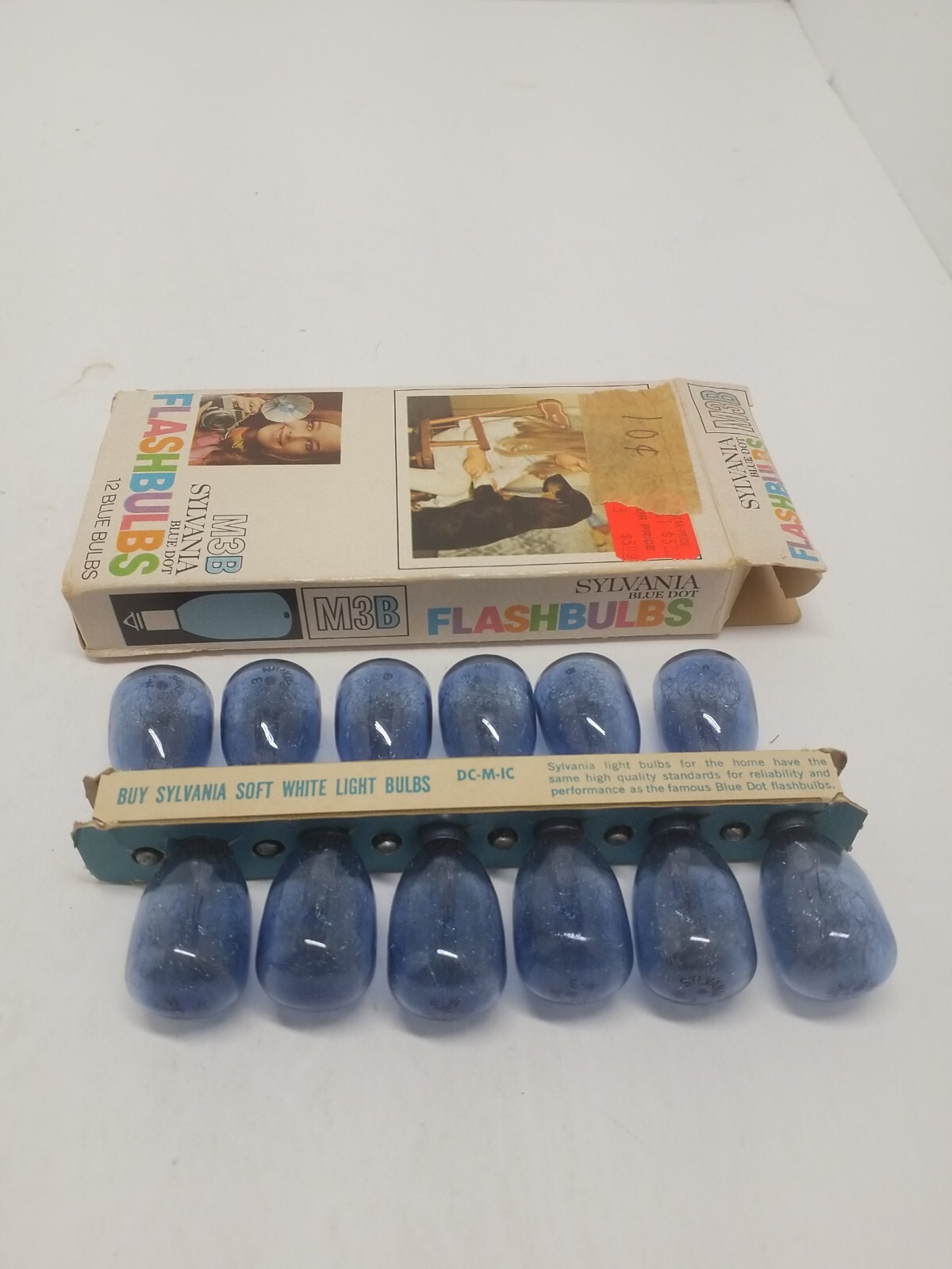 Vintage Sylvania Flashbulbs Blue Dot M3B Pack 12 Blue Bulbs Original Box