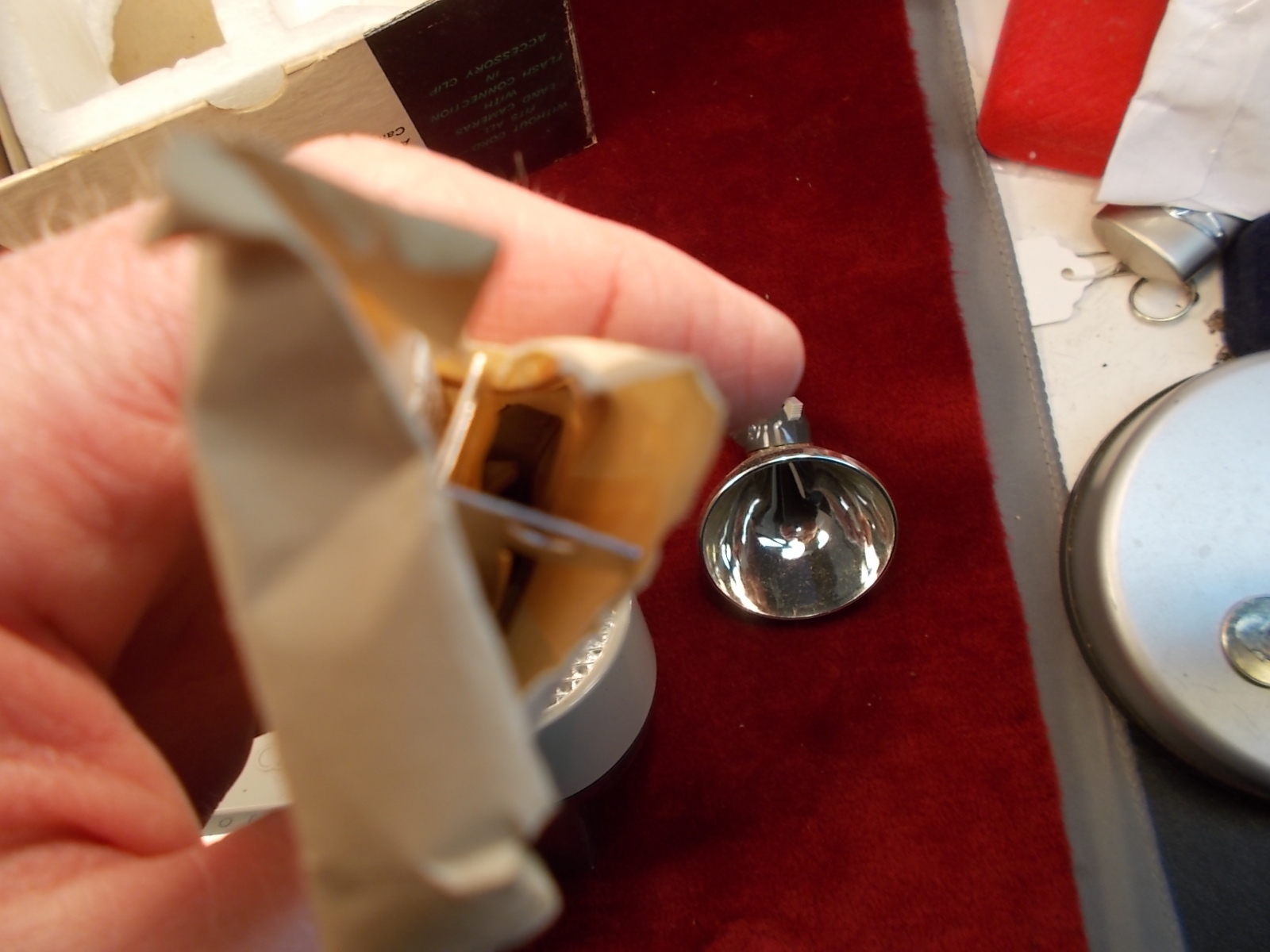 #257 ESTATE FIND, OLD VTG POLAROID WINK-LIGHT FLASH KIT, LAND CAMERAS, NEAR MINT
